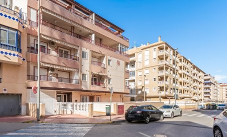 Apartment / flat - Resale - Guardamar del Segura - MGRU-74158