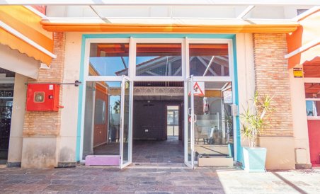 Comercial - Reventa - La Finca Golf - Algorfa