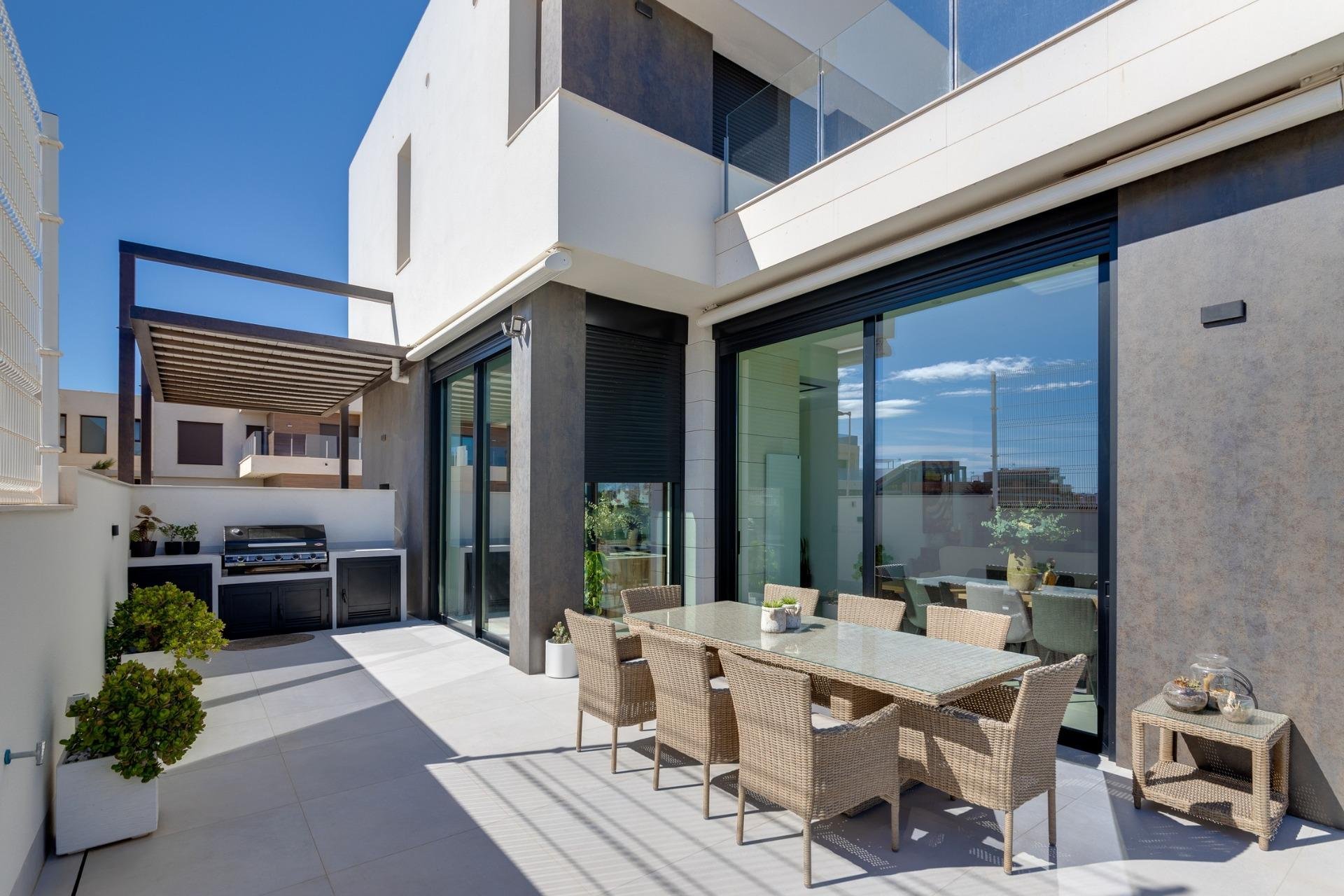 Nouvelle construction - Villa - Pilar de la Horadada - Roda Golf