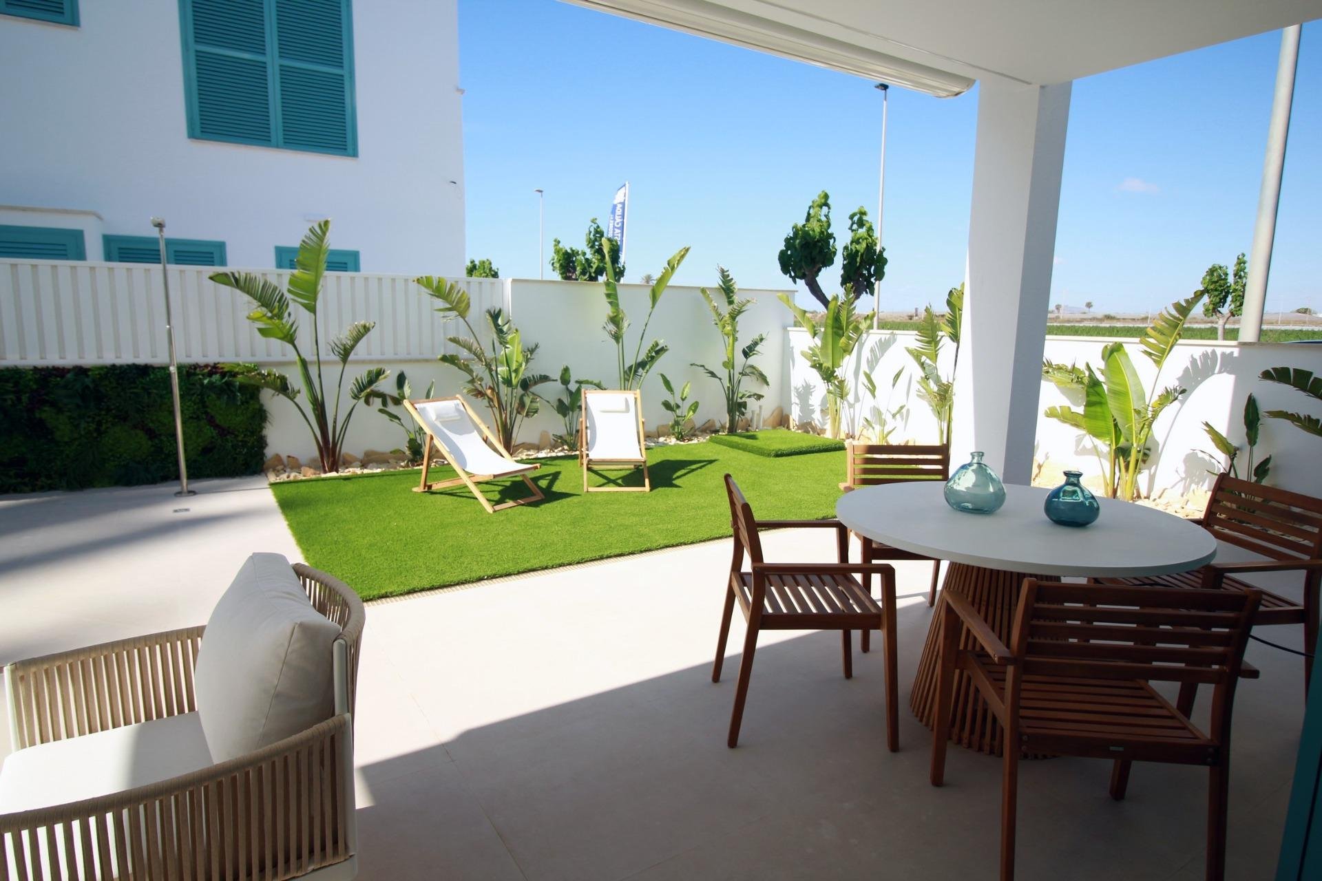 Obra nueva - Bungalow - Pilar de la Horadada - Torre De La Horadada
