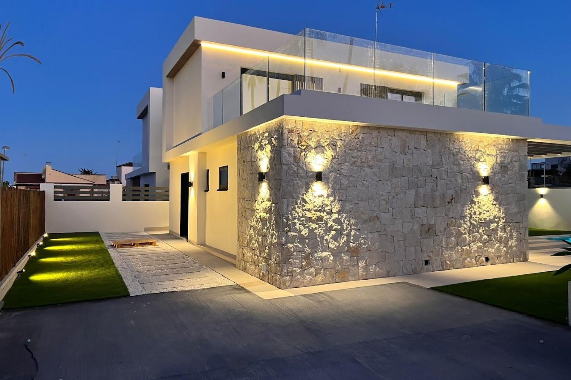 Obra nueva - Villa - Orihuela Costa - Montezenia