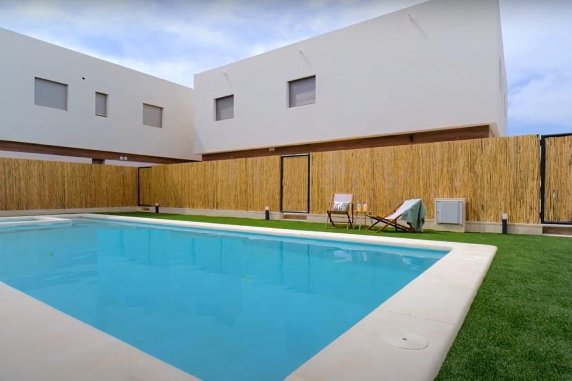 Obra nueva - Villa - Orihuela Costa - PAU 26