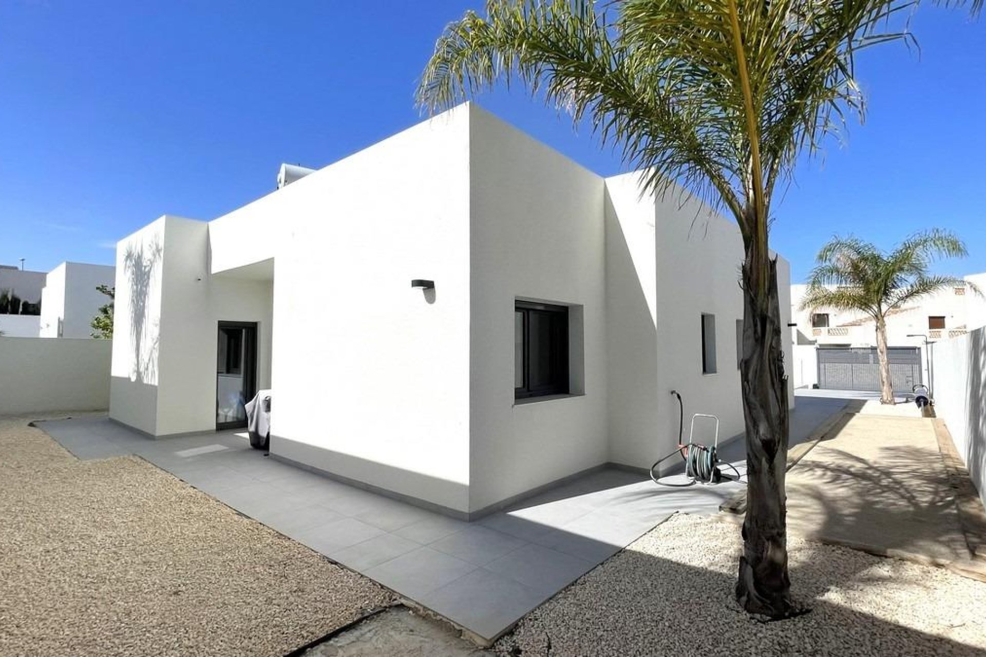 Obra nueva - Villa - Rafal - polideportivo