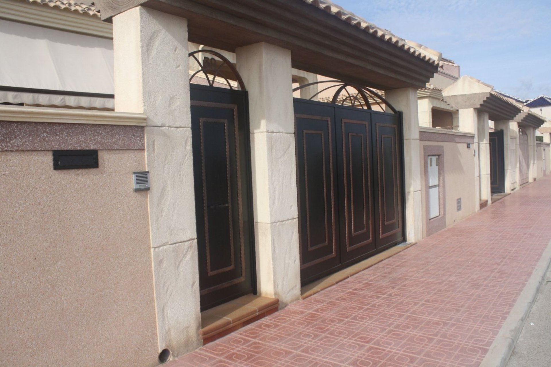 Obra nueva - Villa - Torrevieja - Los Altos