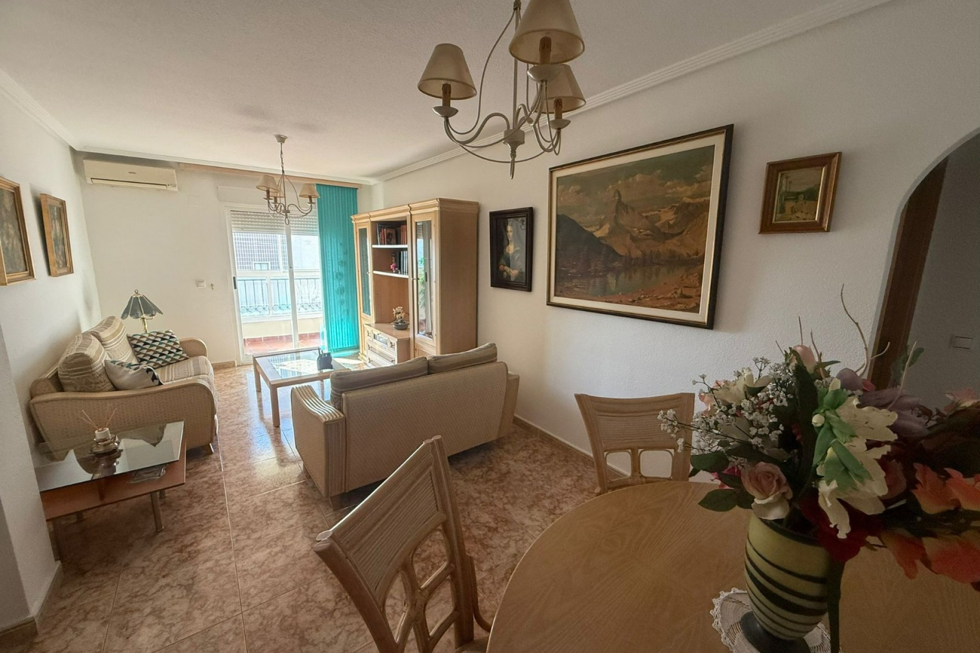 Resale - Apartment / flat - Almoradí