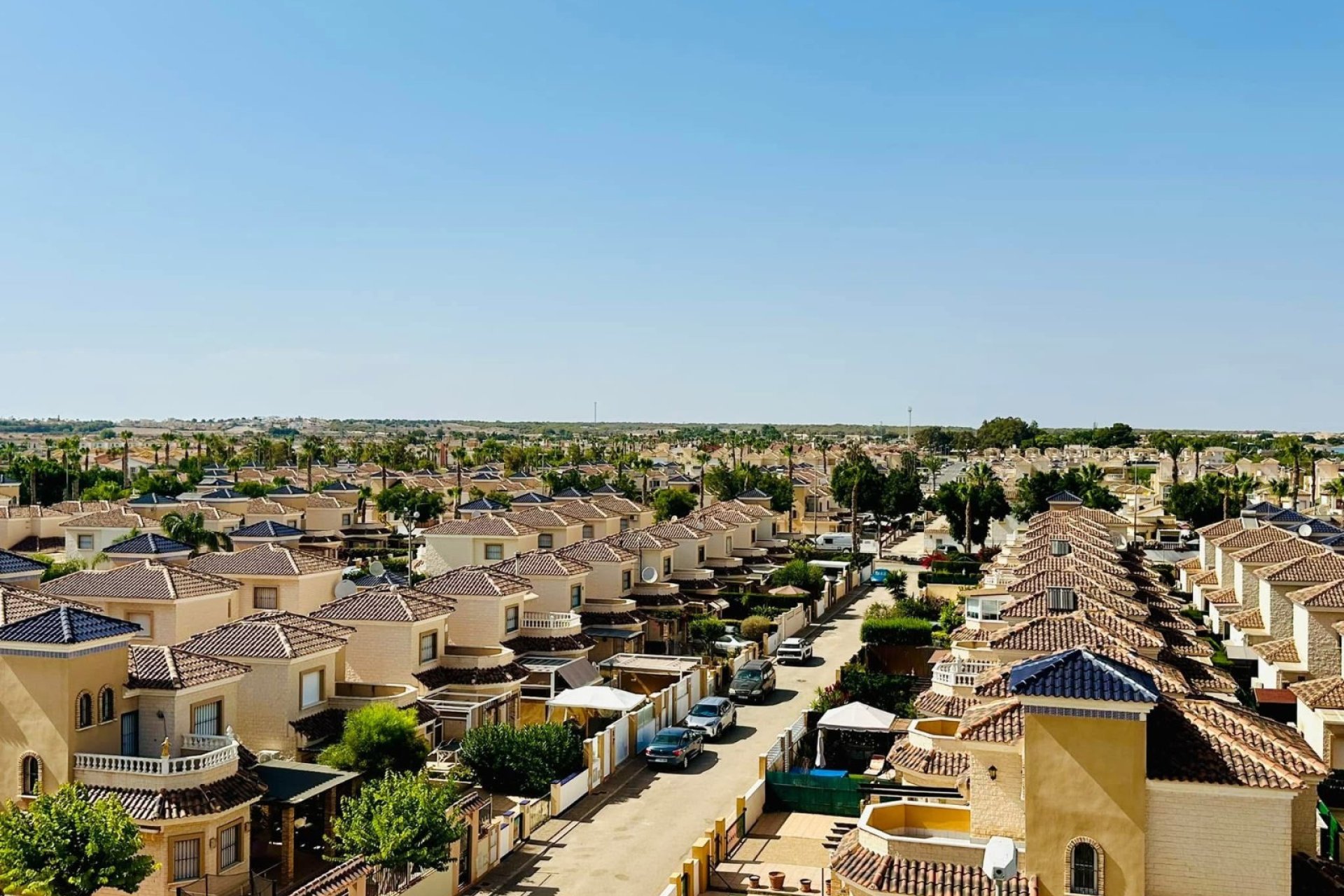 Resale - Apartment / flat - El Raso - Costa Blanca