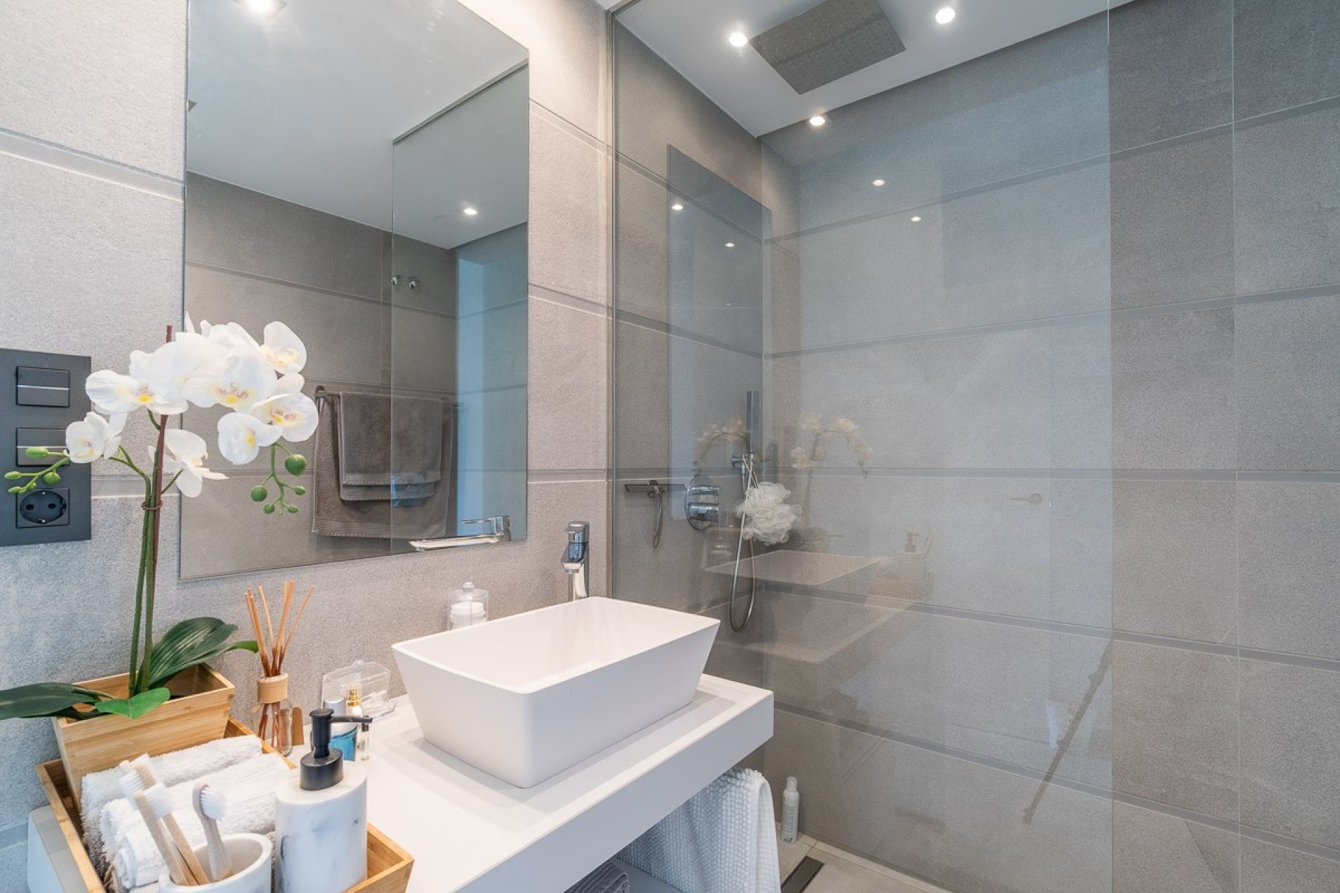 Resale - Apartment / flat - Guardamar del Segura - El Raso