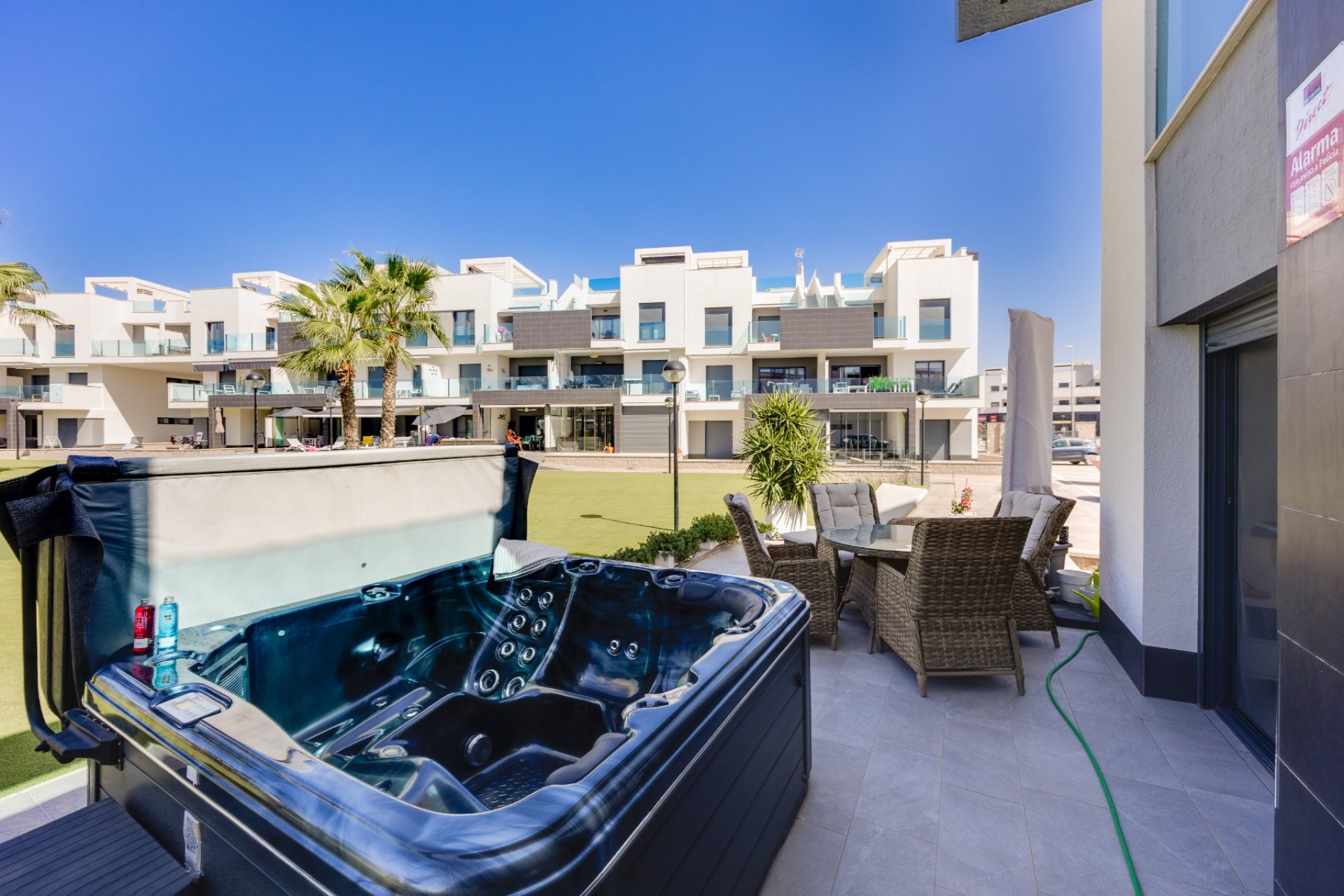Resale - Apartment / flat - Guardamar del Segura - El Raso