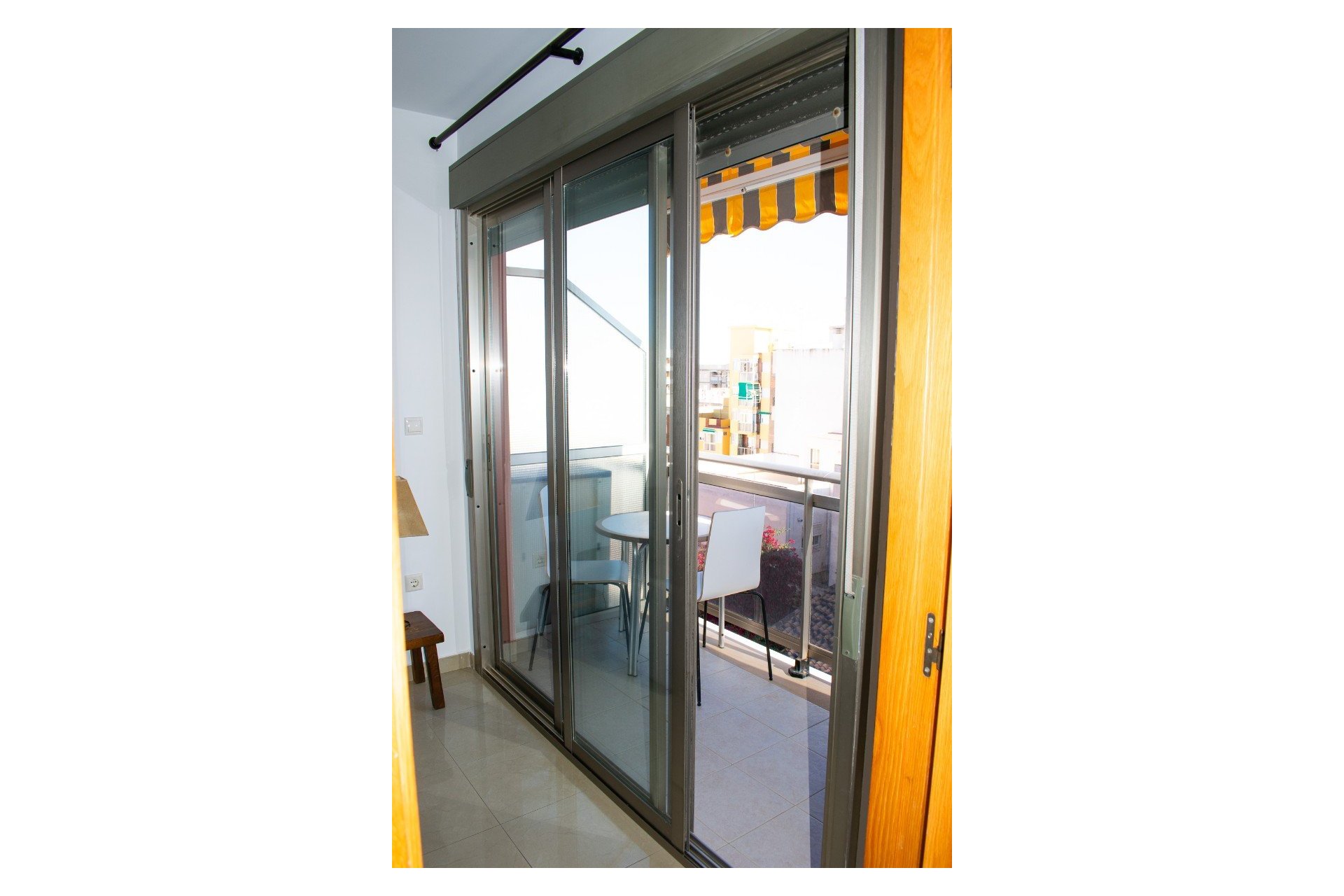 Resale - Apartment / flat - Guardamar del Segura - Pueblo