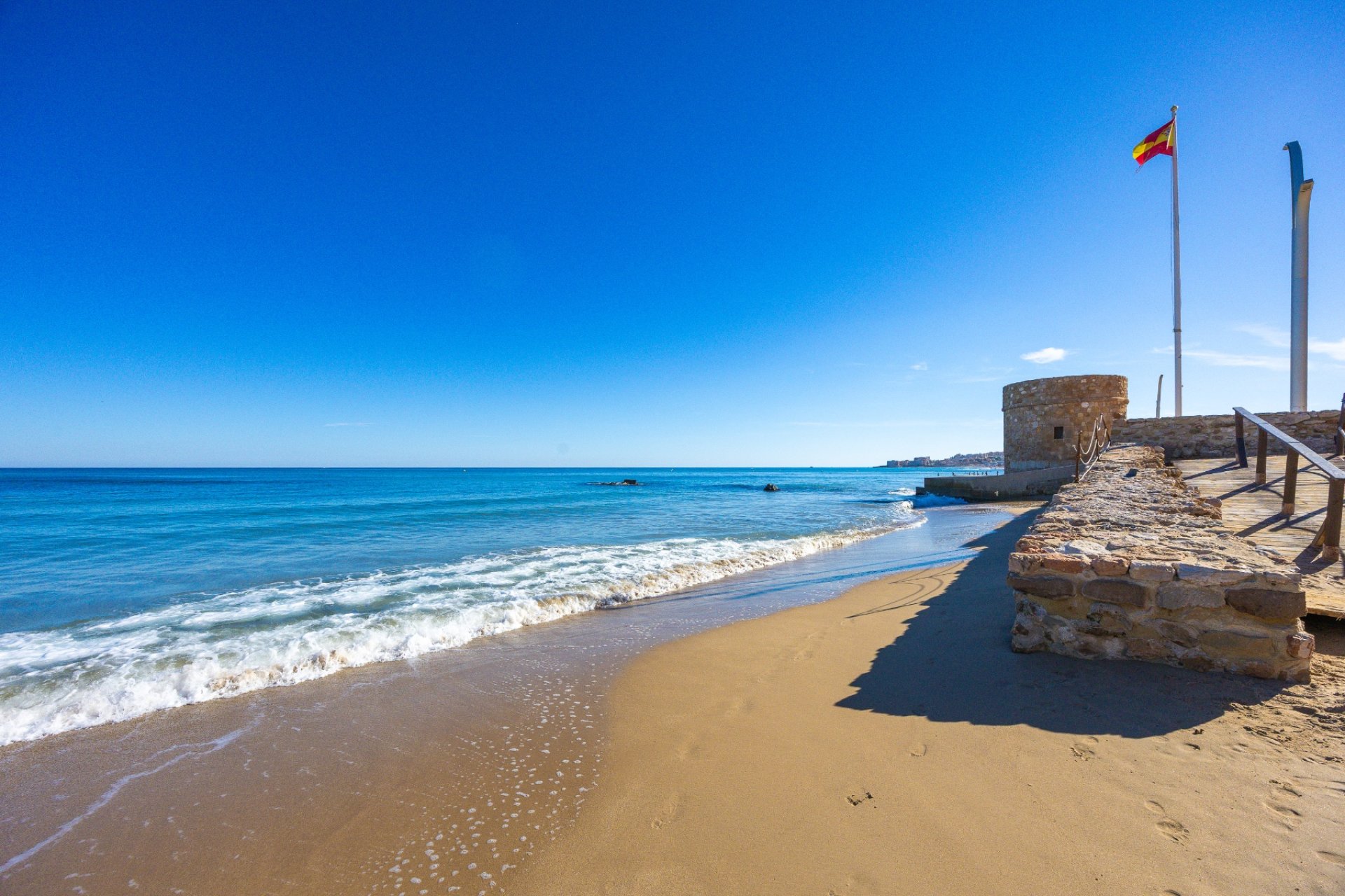 Resale - Apartment / flat - La Mata - Pueblo/ PLAYA