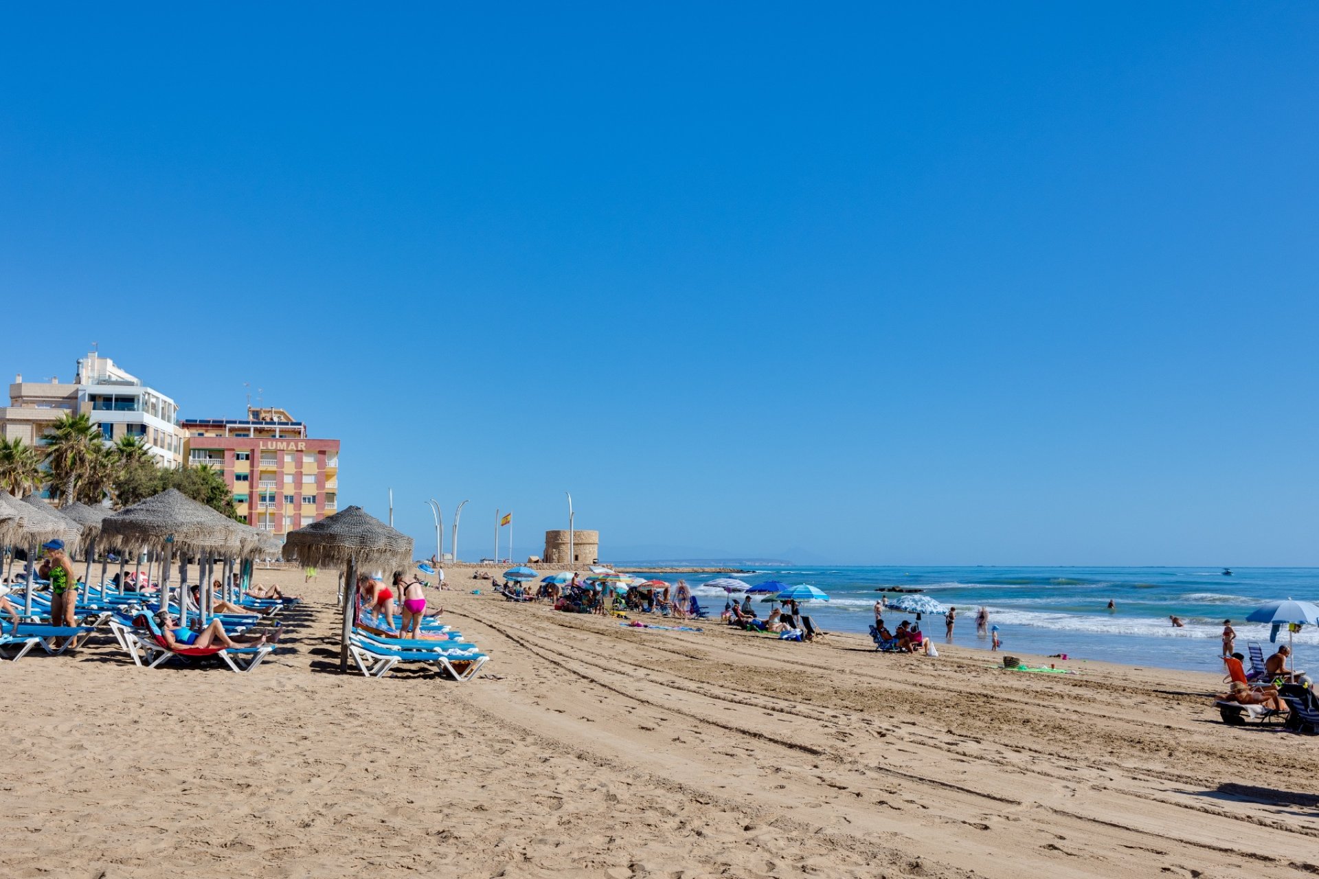 Resale - Apartment / flat - La Mata - Pueblo/ PLAYA