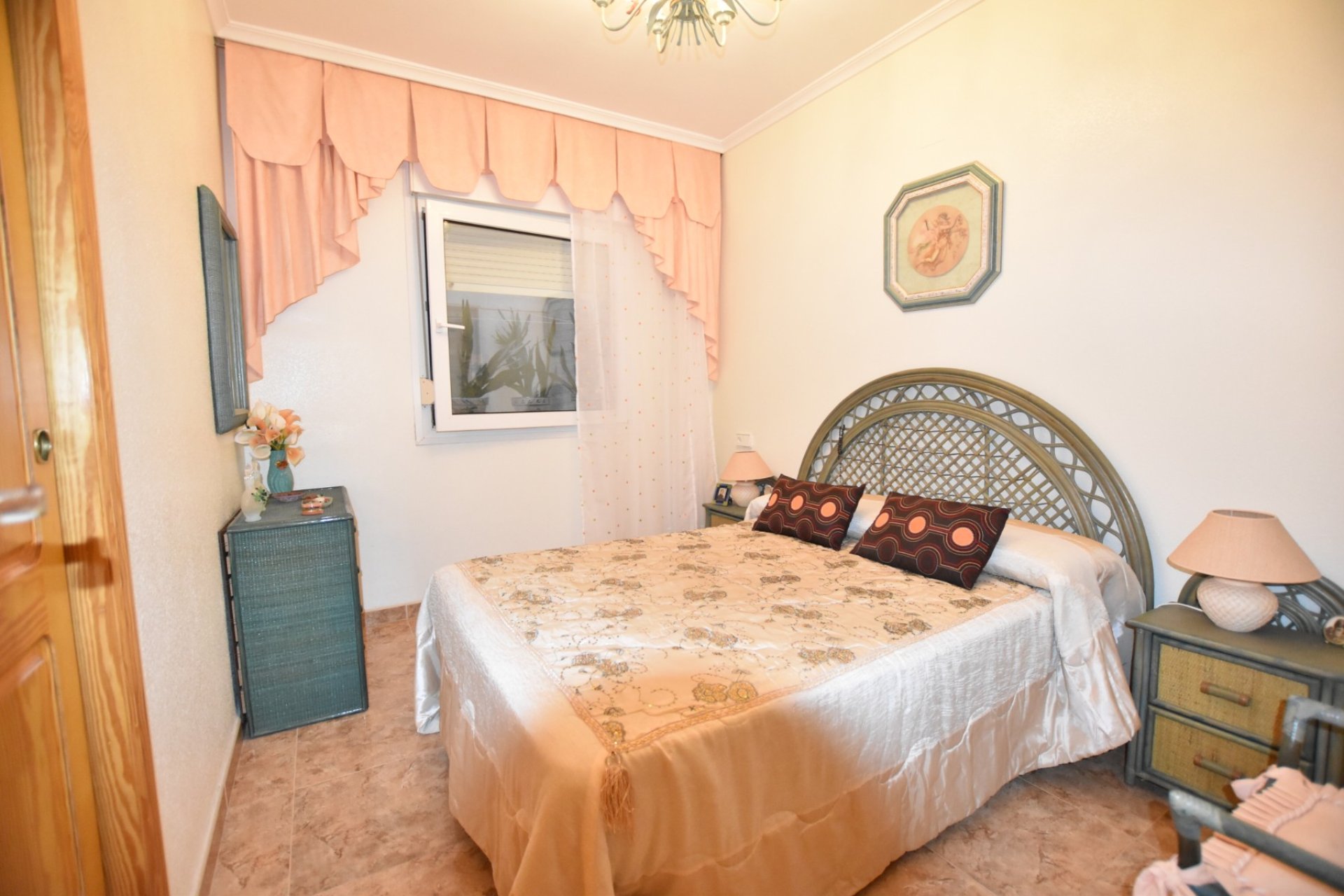 Resale - Apartment / flat - La Mata