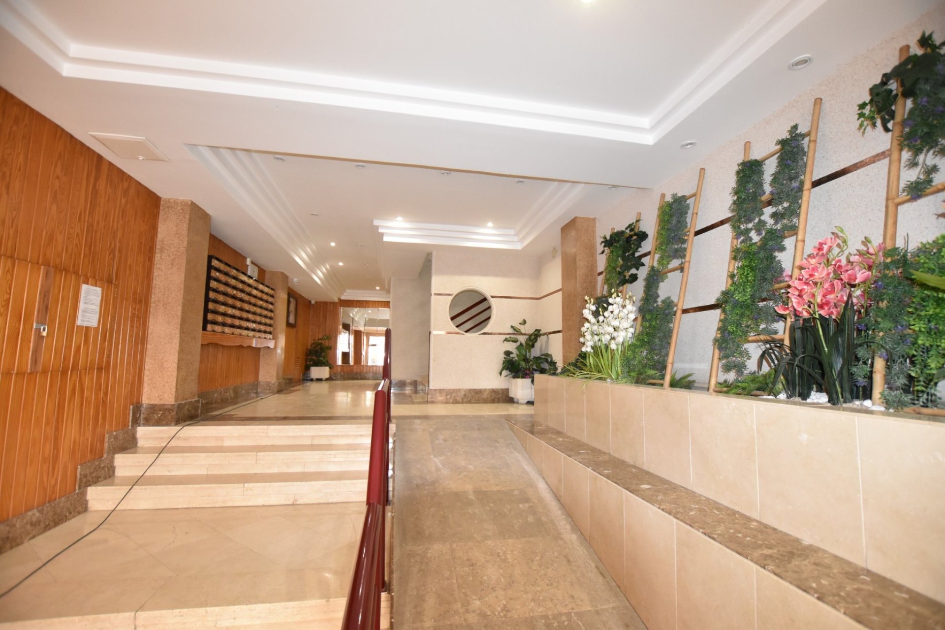 Resale - Apartment / flat - La Mata