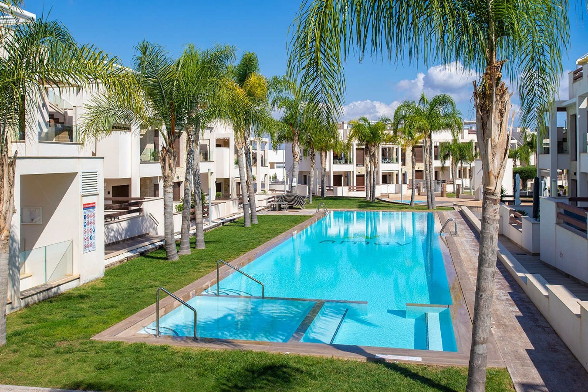 Resale - Apartment / flat - Los Balcones - Torrevieja