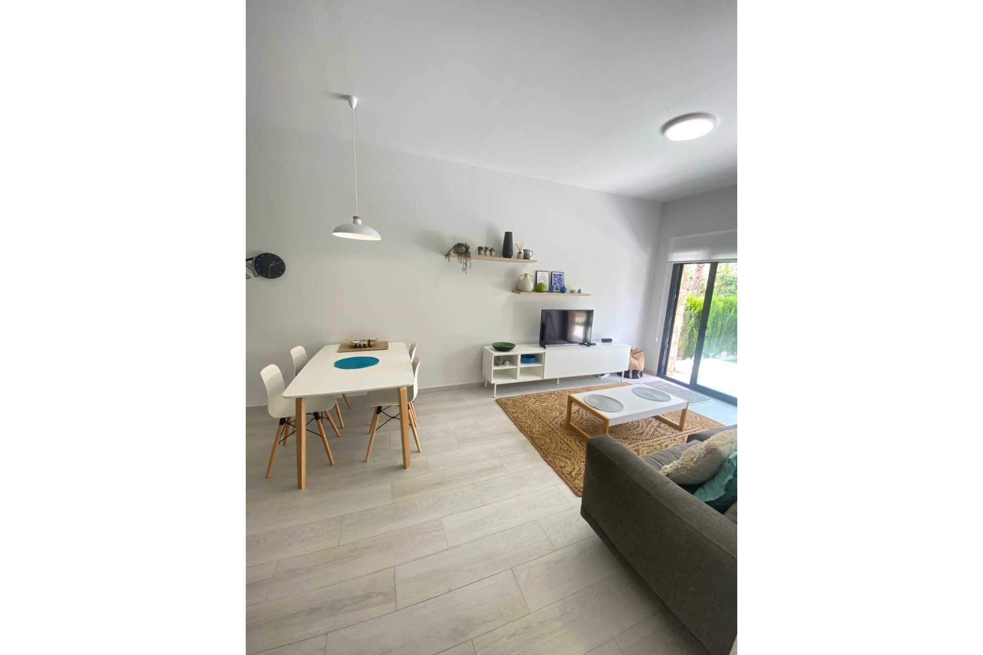 Resale - Apartment / flat - Orihuela Costa - Villamartín