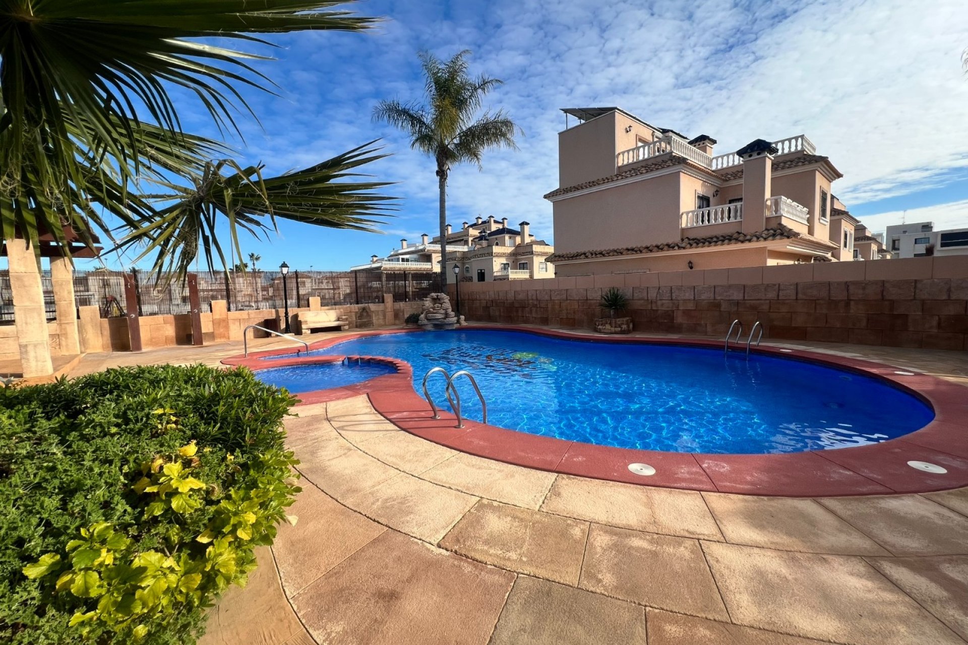 Resale - Apartment / flat - Orihuela Costa - Villamartín