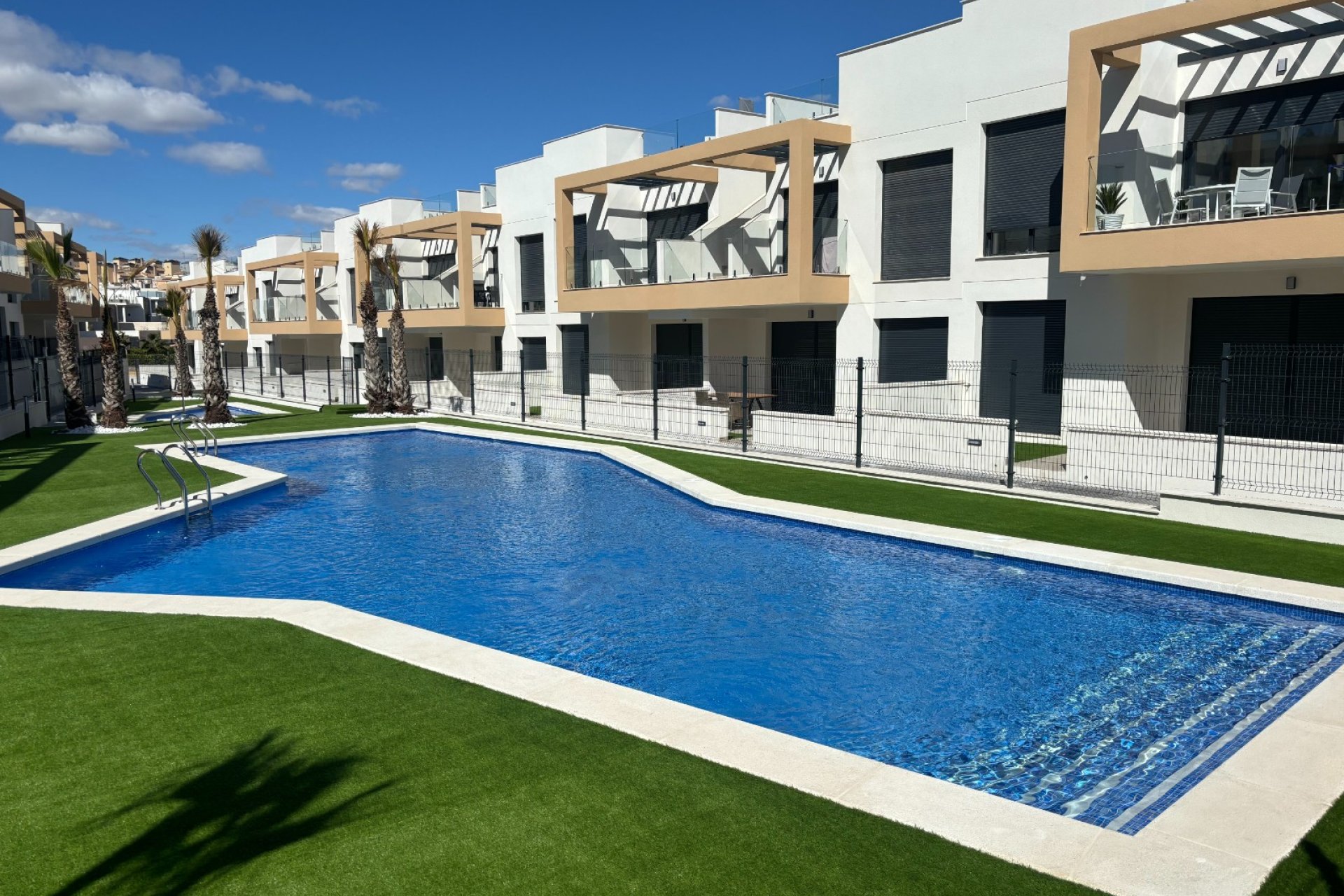 Resale - Apartment / flat - Orihuela Costa - Villamartin