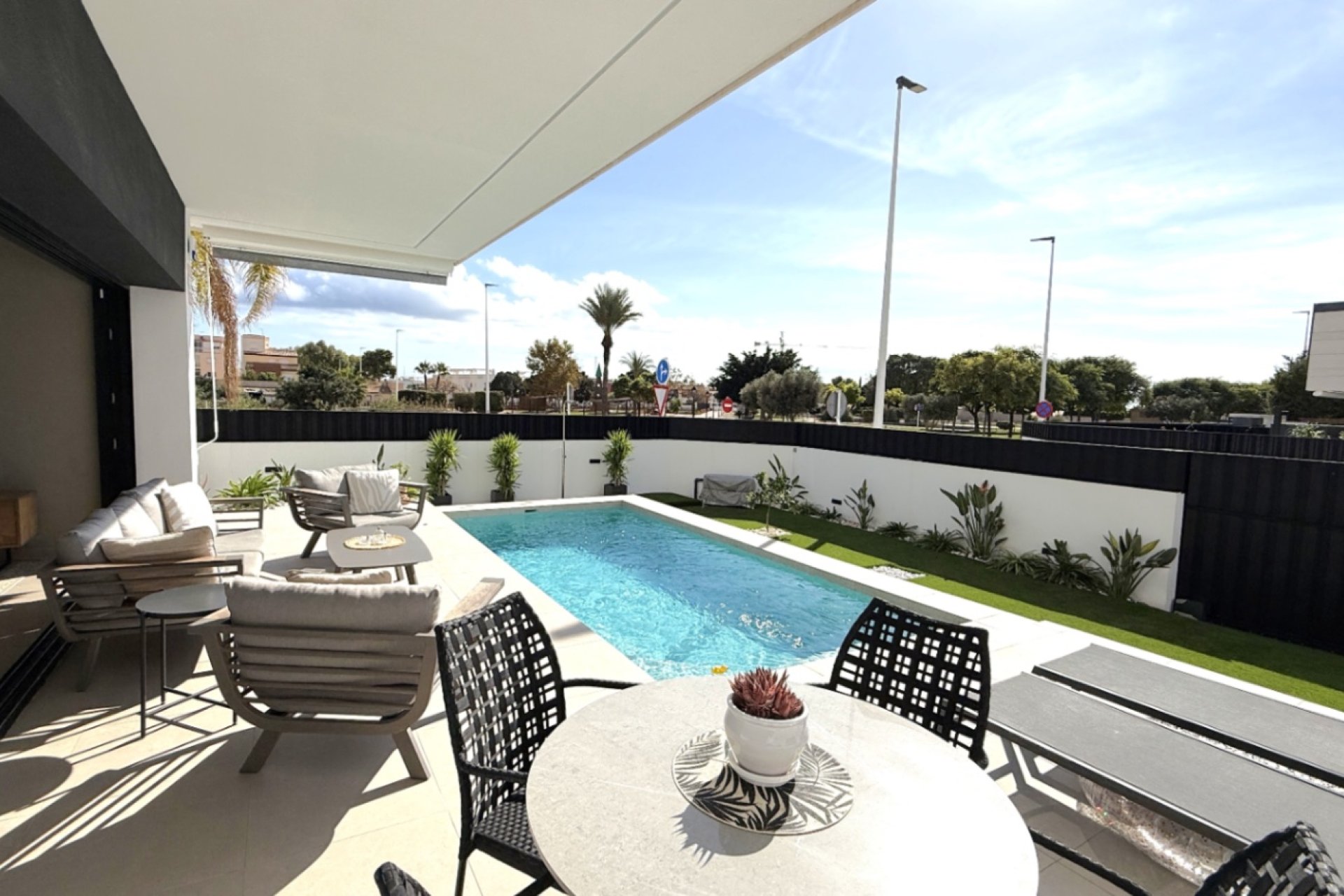 Resale - Apartment / flat - Pilar de la Horadada - Costa Blanca Sur