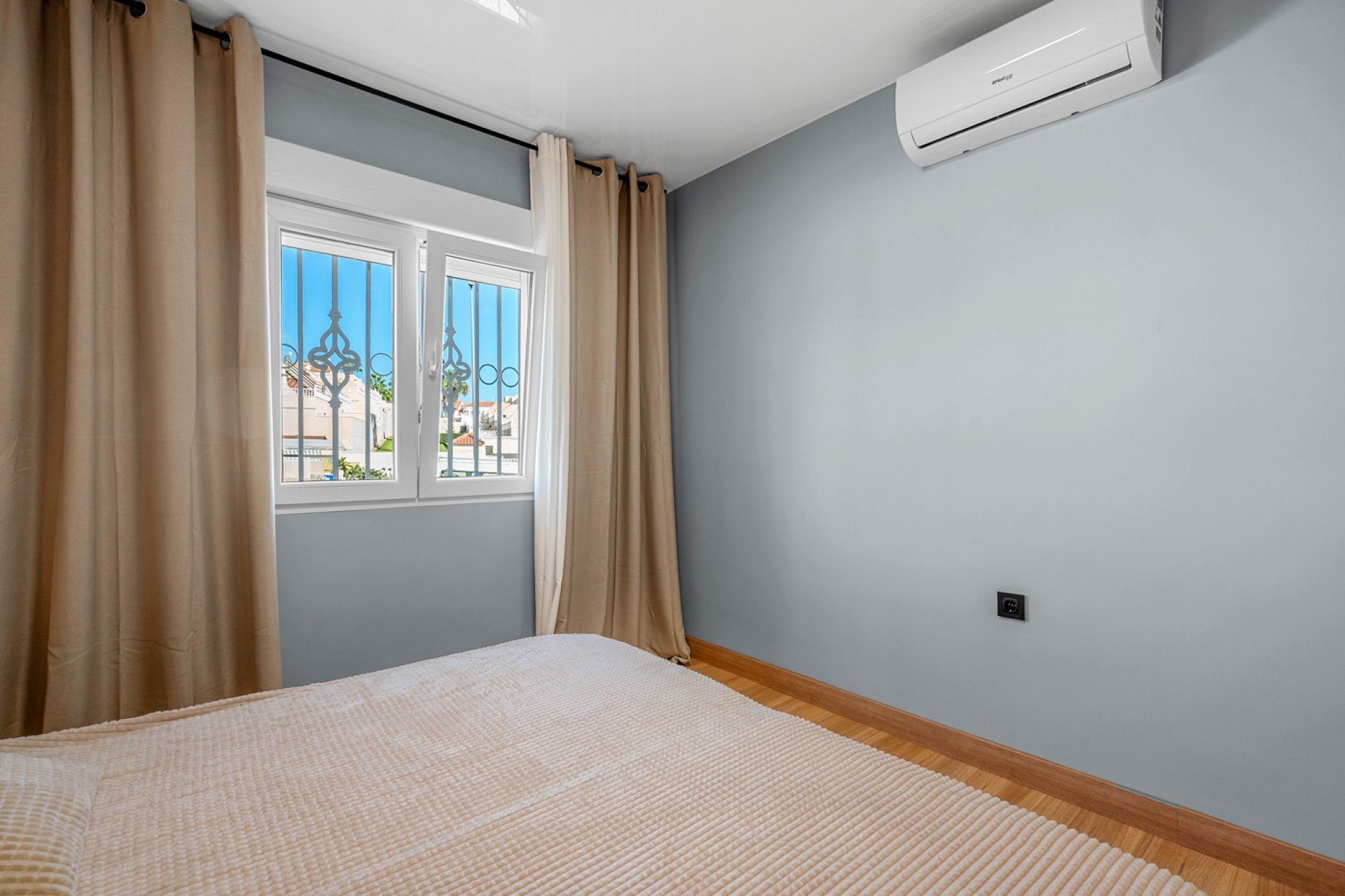 Resale - Apartment / flat - San Miguel de Salinas - Orihuela Costa