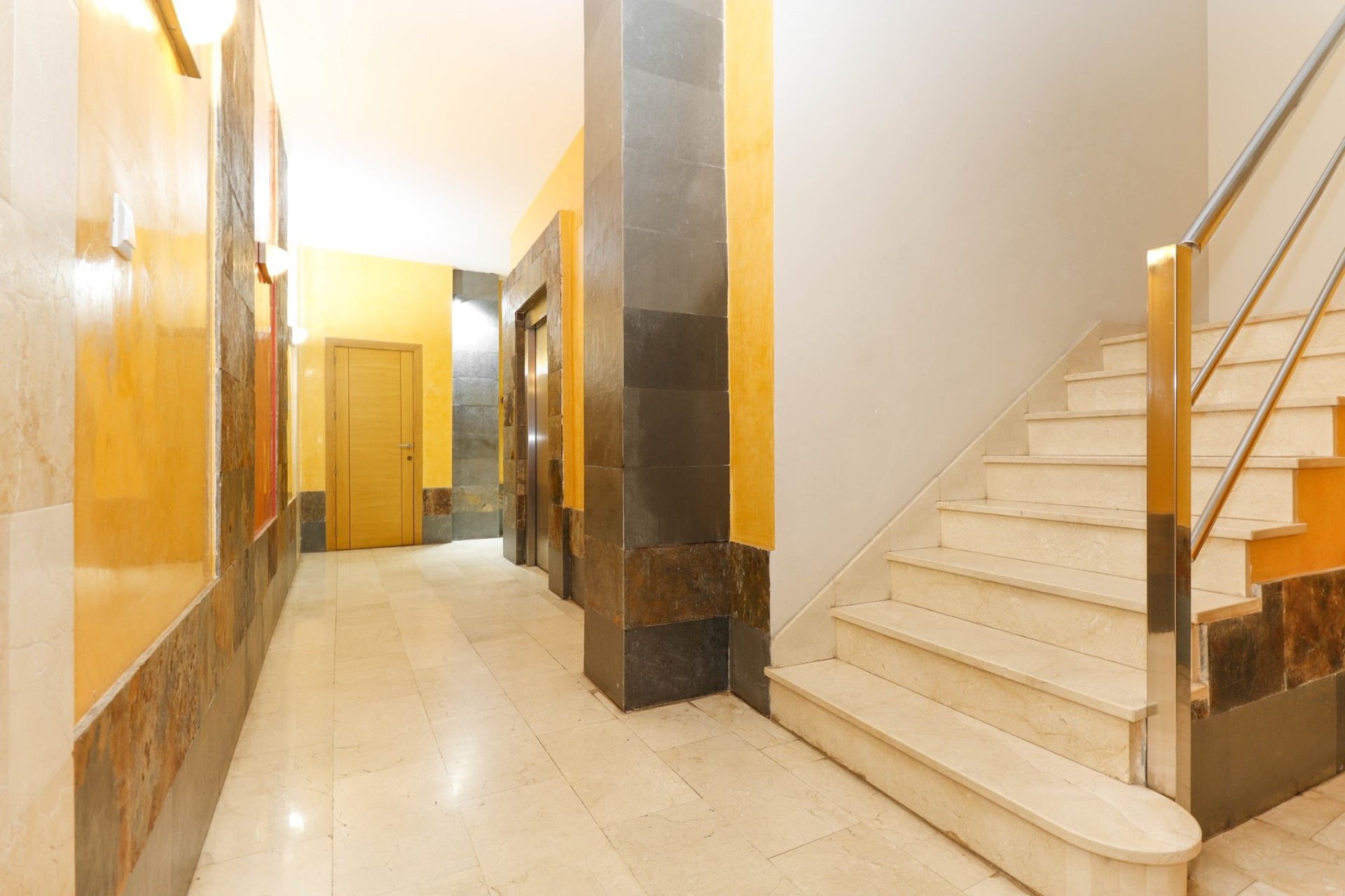 Resale - Apartment / flat - Torrevieja - Center