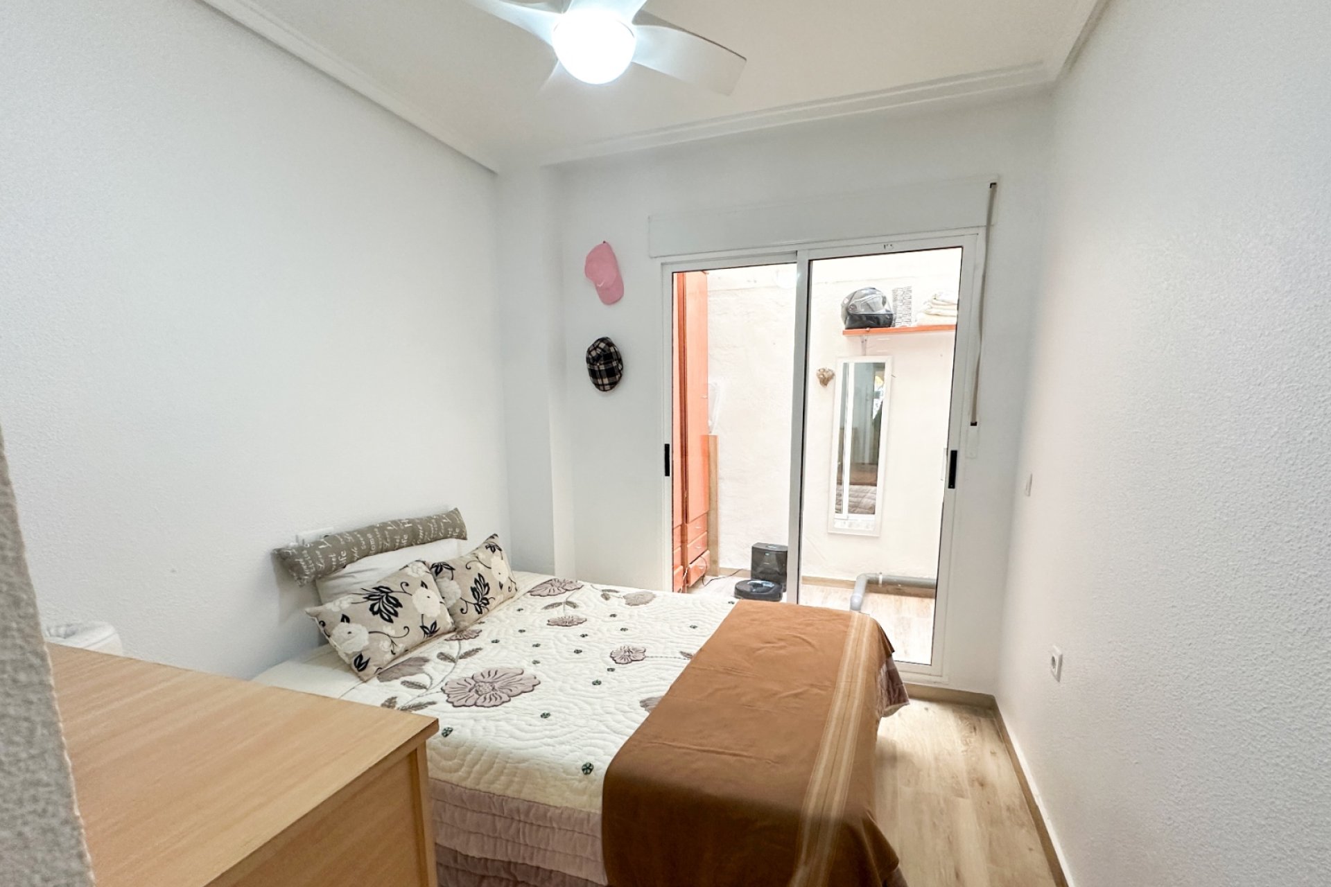 Resale - Apartment / flat - Torrevieja - Center