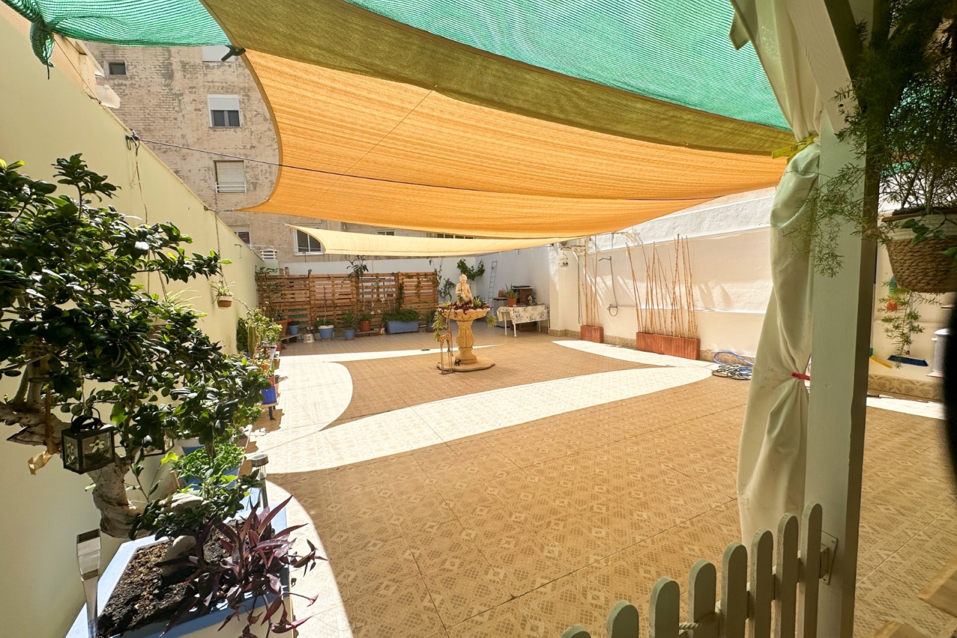 Resale - Apartment / flat - Torrevieja - Center