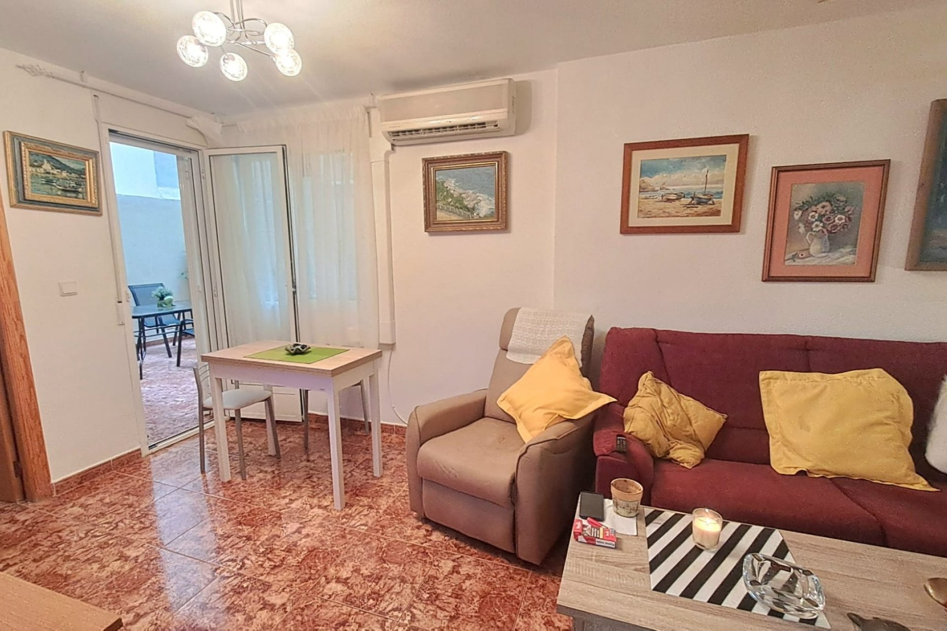 Resale - Apartment / flat - Torrevieja - Center