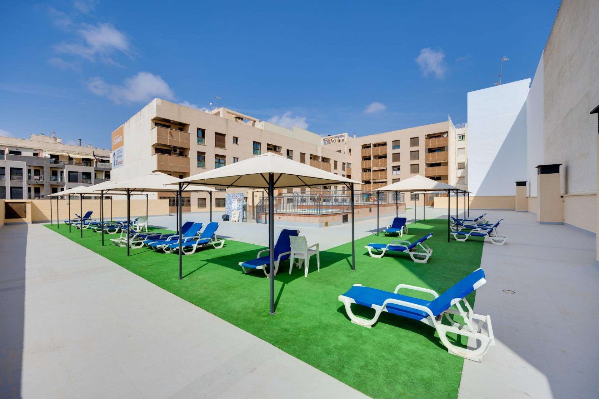 Resale - Apartment / flat - Torrevieja - Center