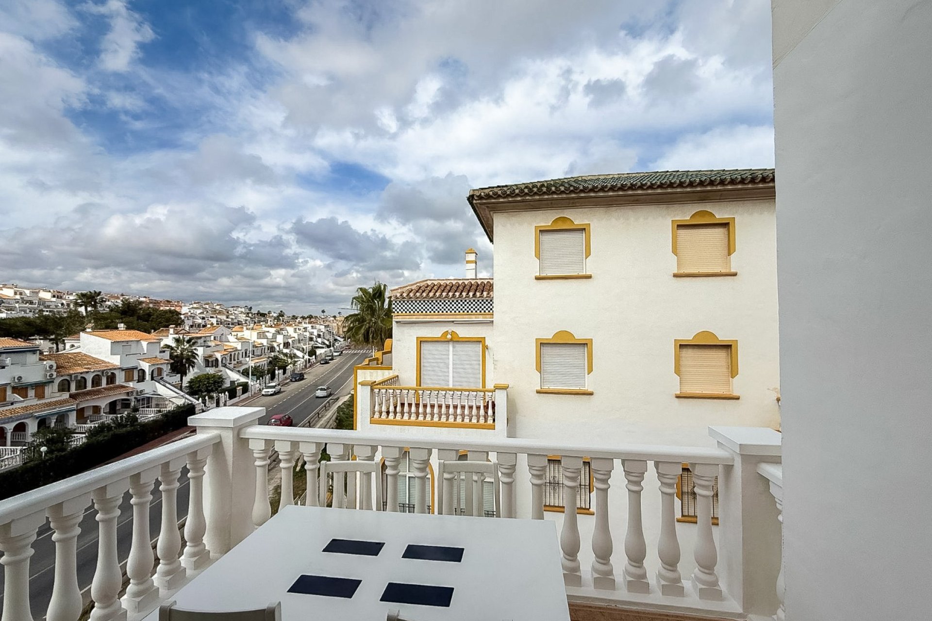 Resale - Apartment / flat - Torrevieja - La Mata