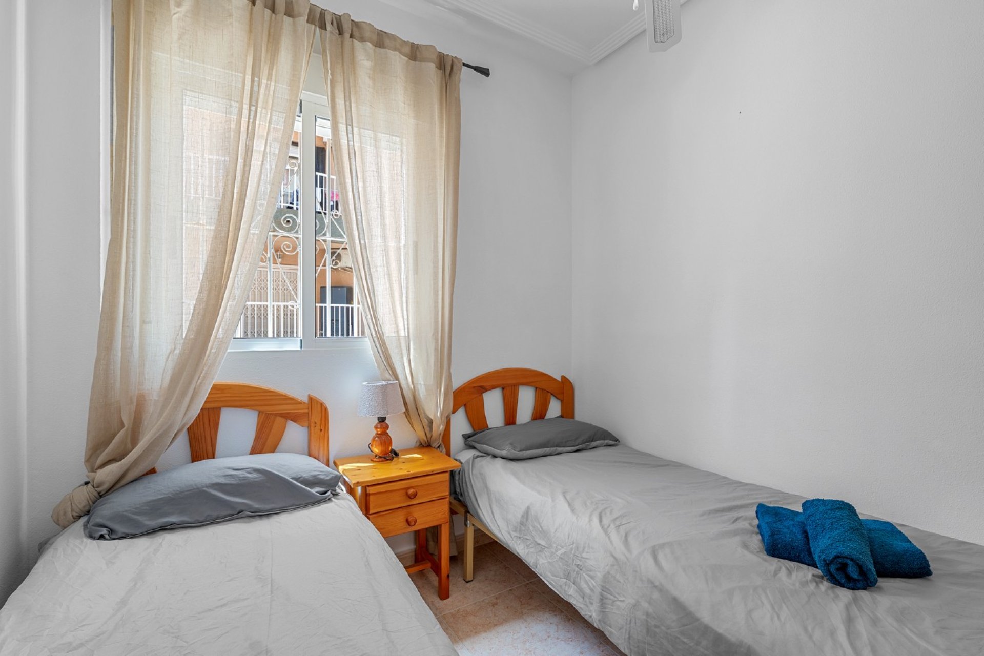 Resale - Apartment / flat - Torrevieja - La Mata