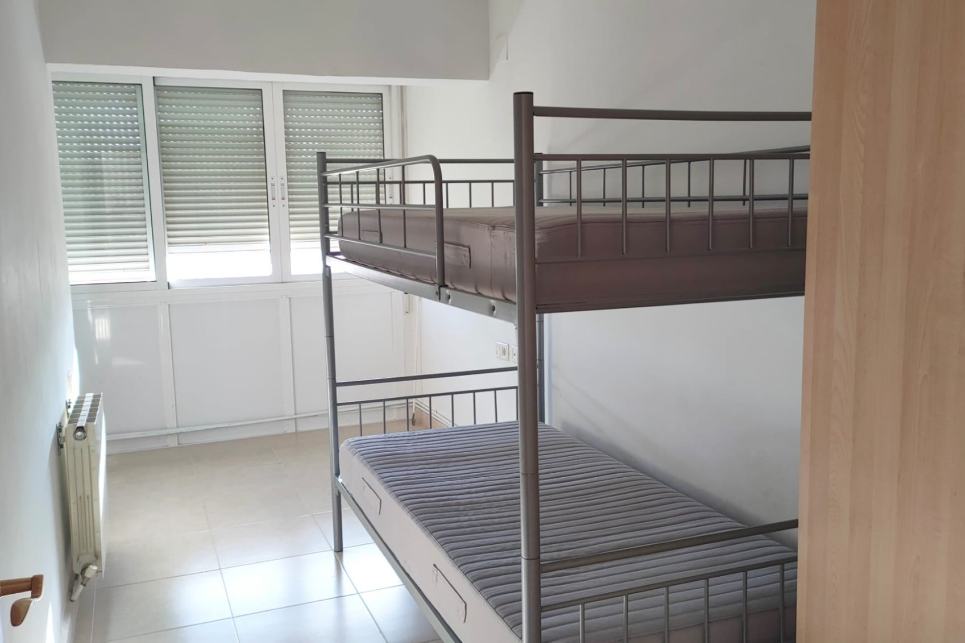 Resale - Apartment / flat - Torrevieja - La Mata