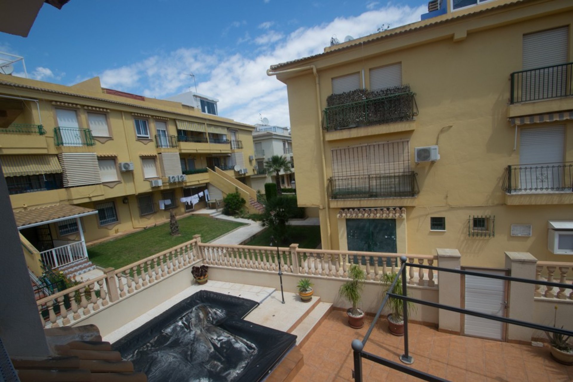 Resale - Apartment / flat - Torrevieja - La veleta