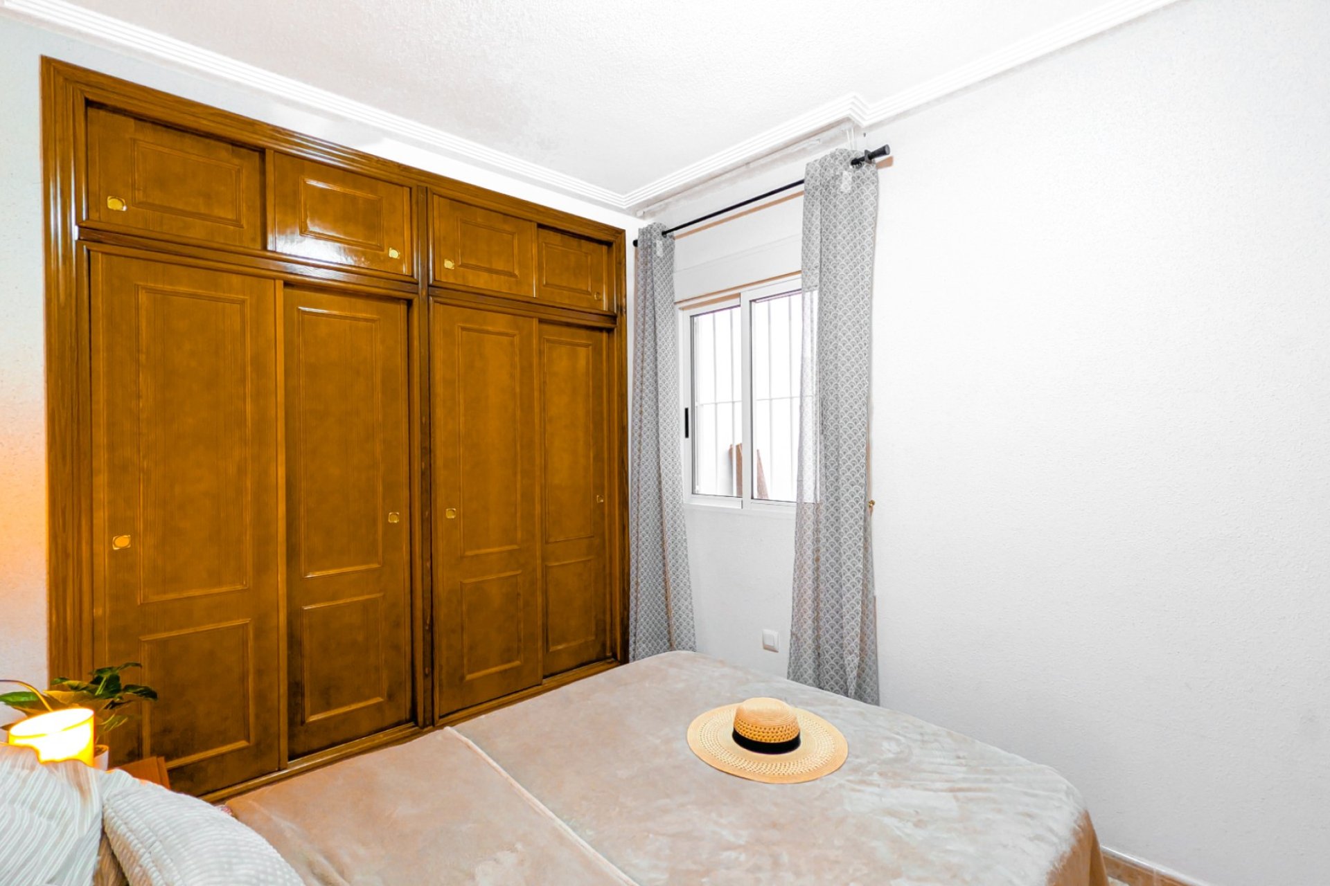 Resale - Apartment / flat - Torrevieja - Parque de las Naciones