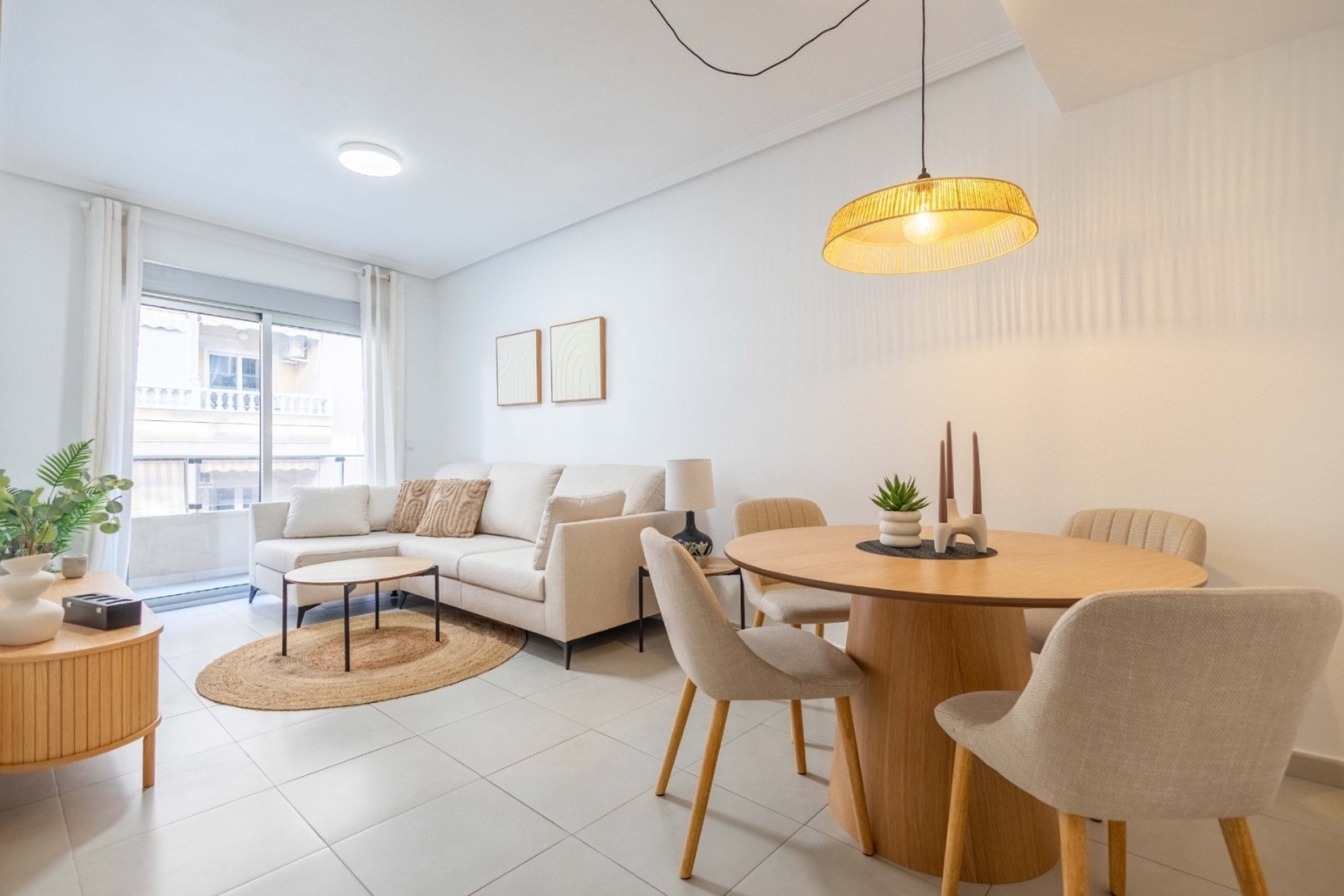 Resale - Apartment / flat - Torrevieja - Playa del Cura