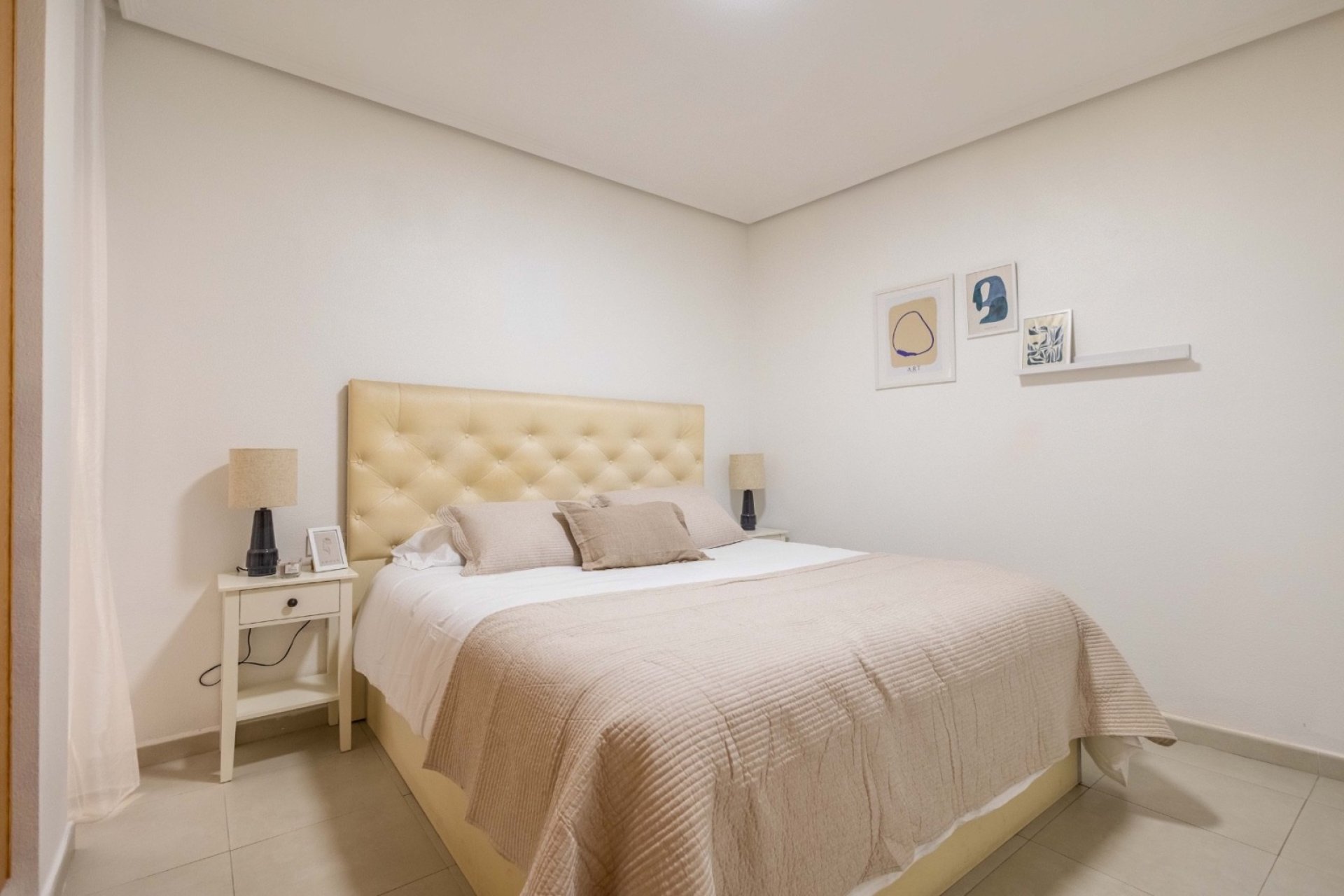 Resale - Apartment / flat - Torrevieja - Playa del Cura