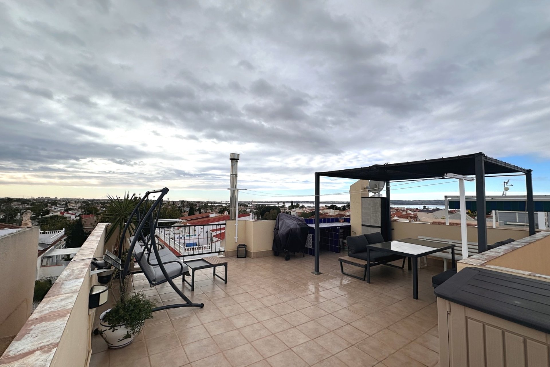 Resale - Apartment / flat - Torrevieja - San Luis