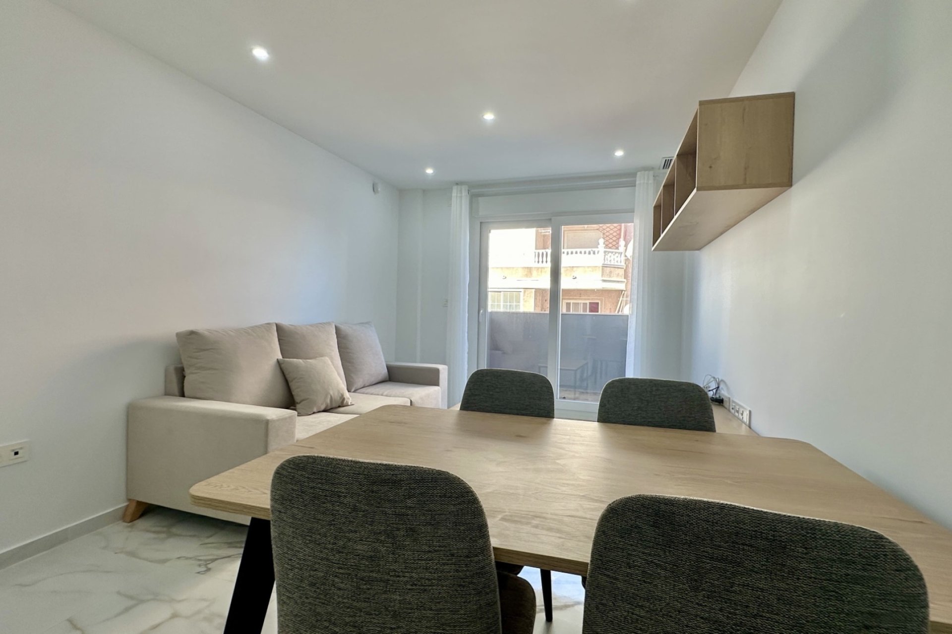 Resale - Apartment / flat - Torrevieja