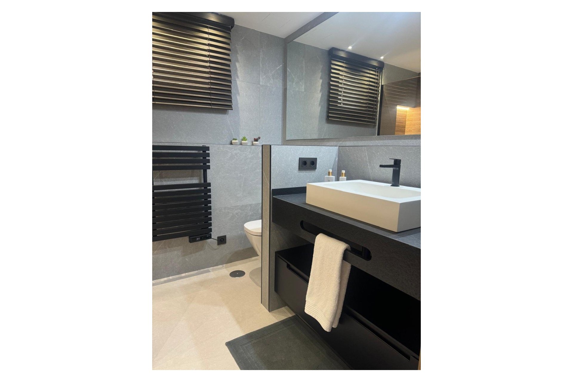 Resale - Apartment / flat - Torrevieja