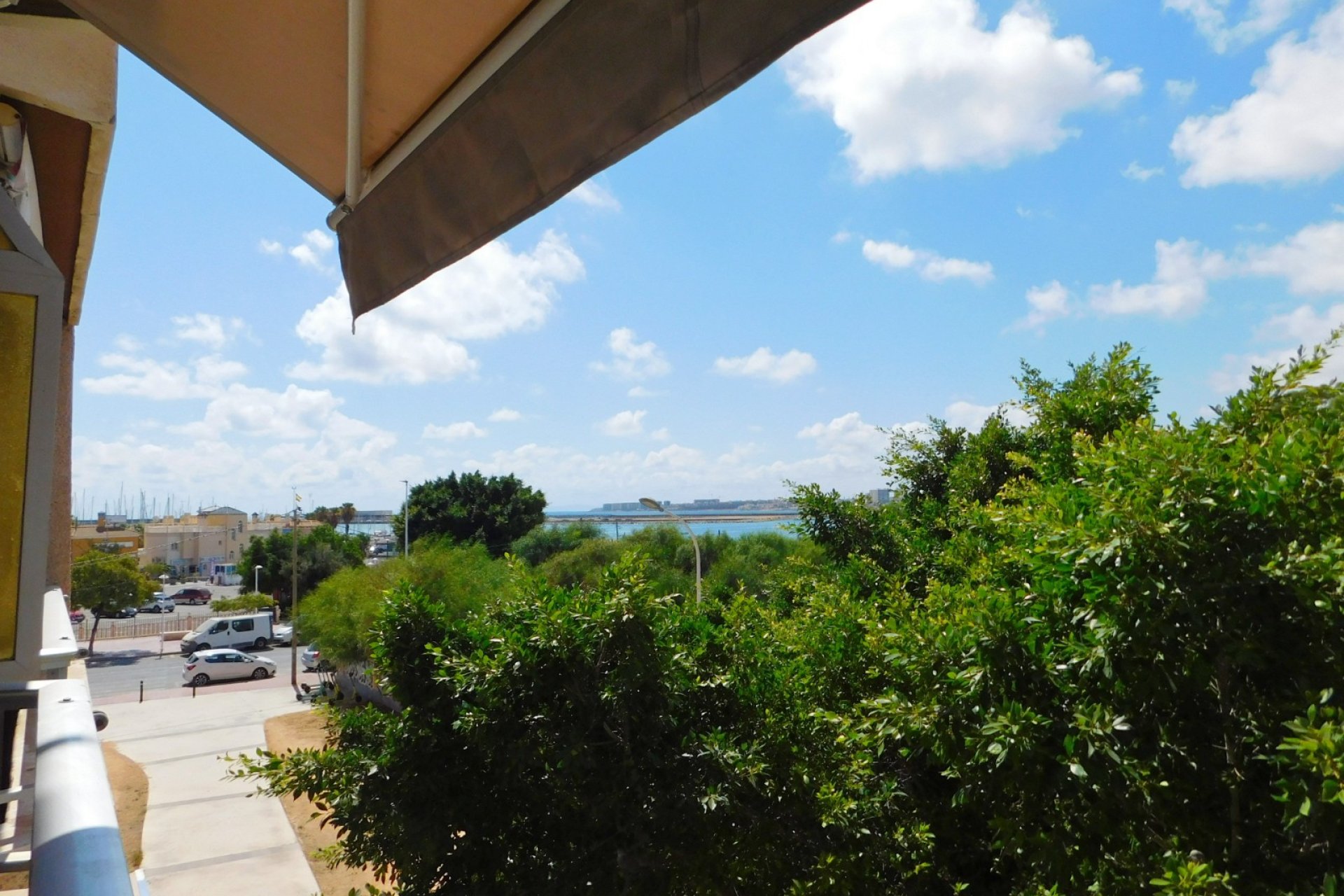 Resale - Apartment / flat - Torrevieja