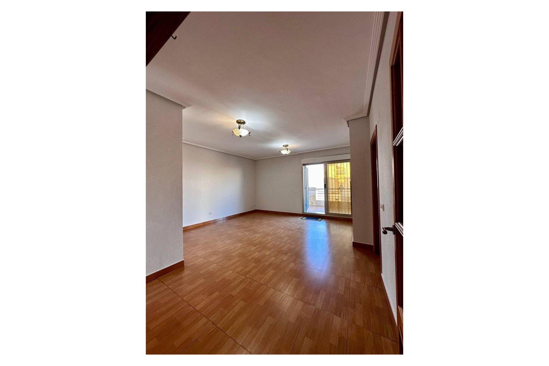 Resale - Apartment / flat - Torrevieja