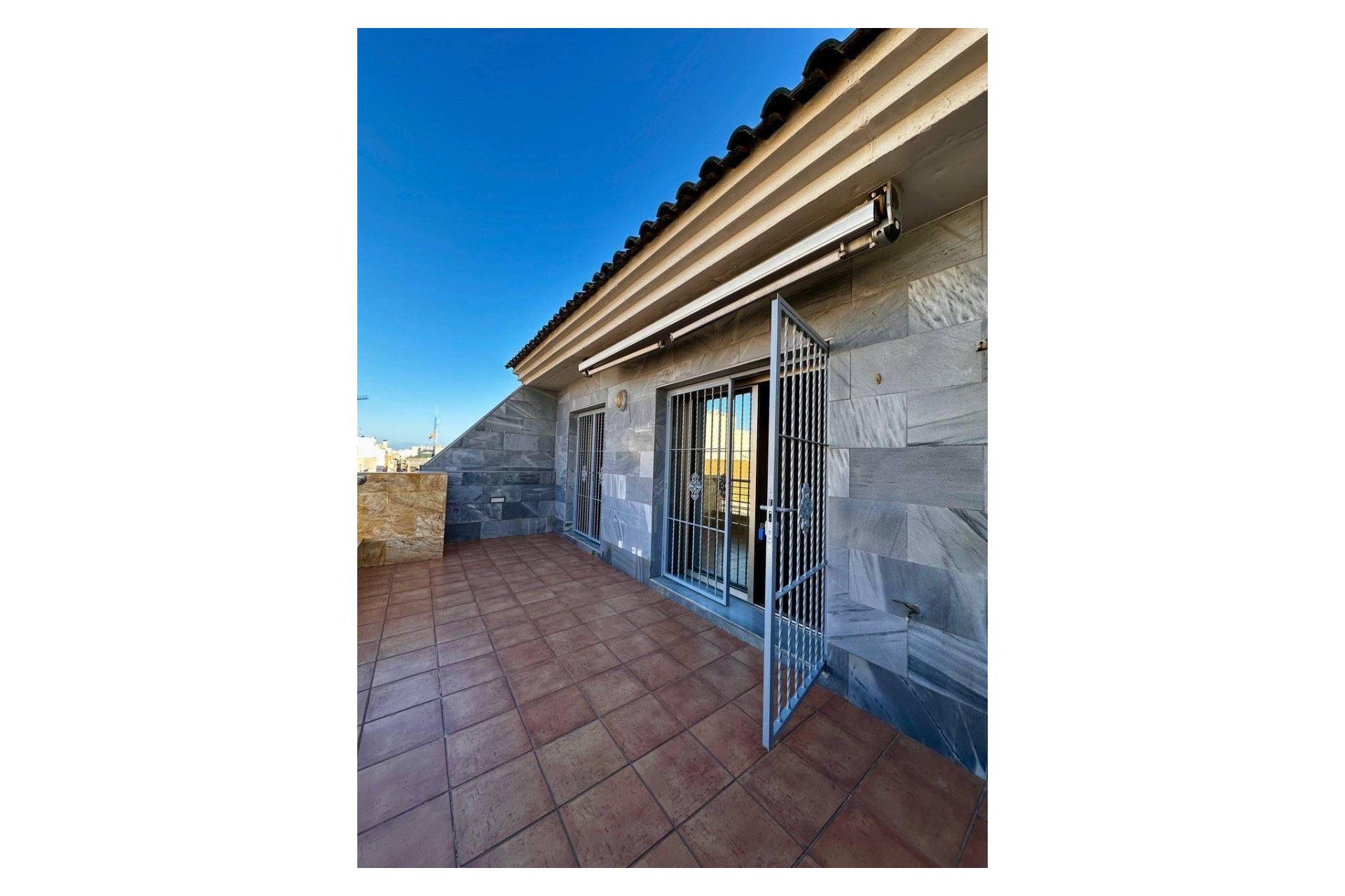 Resale - Apartment / flat - Torrevieja