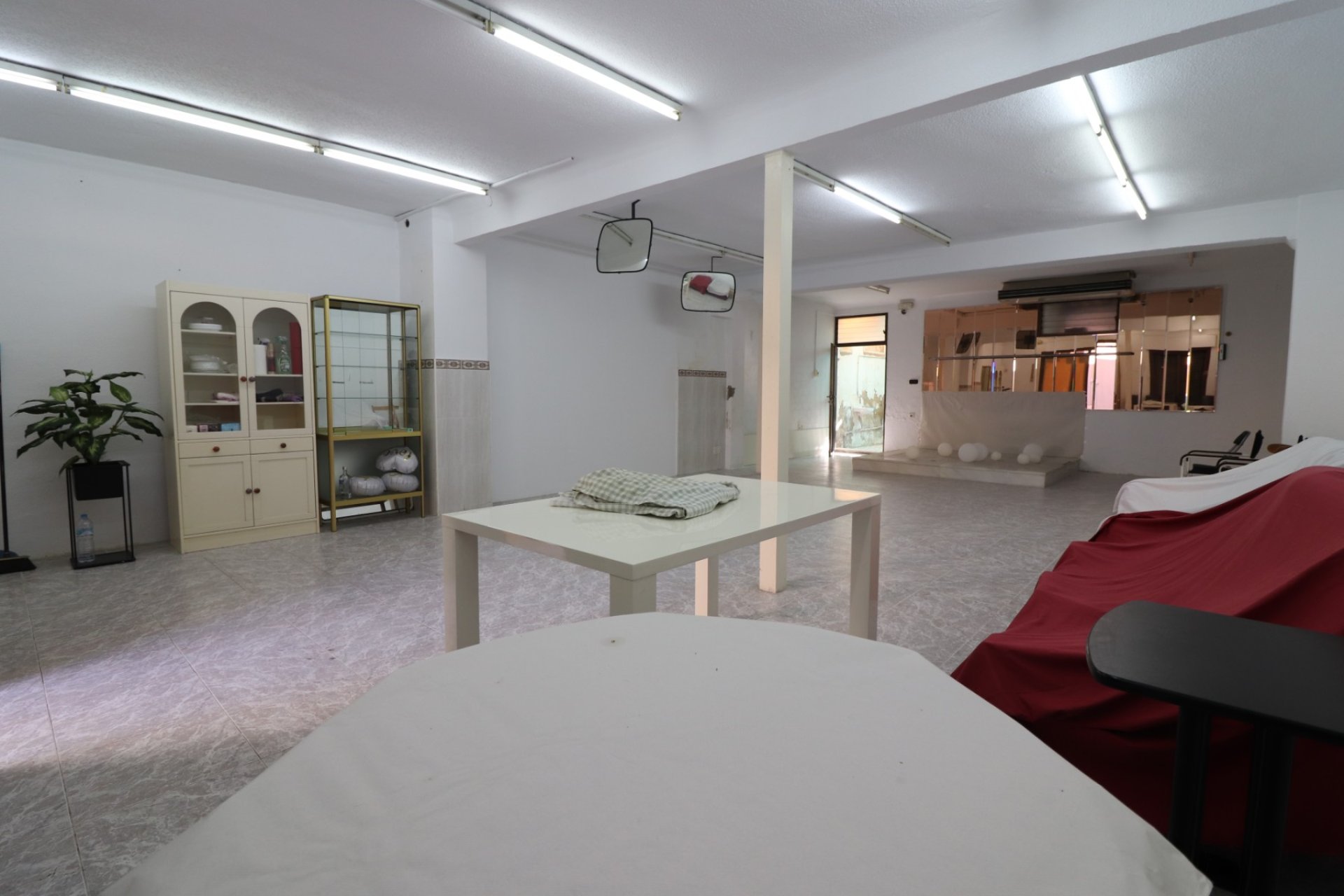 Resale - Commercial - Benijofar