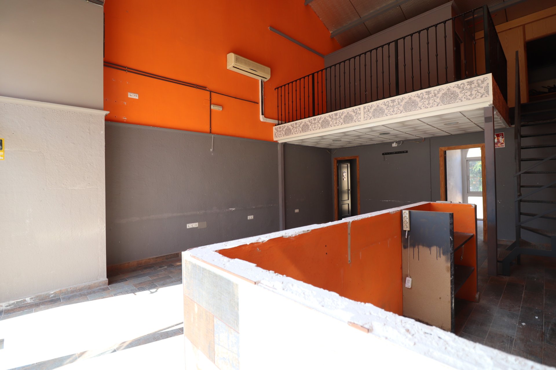 Resale - Commercial (Freehold) - Algorfa - La finca Golf