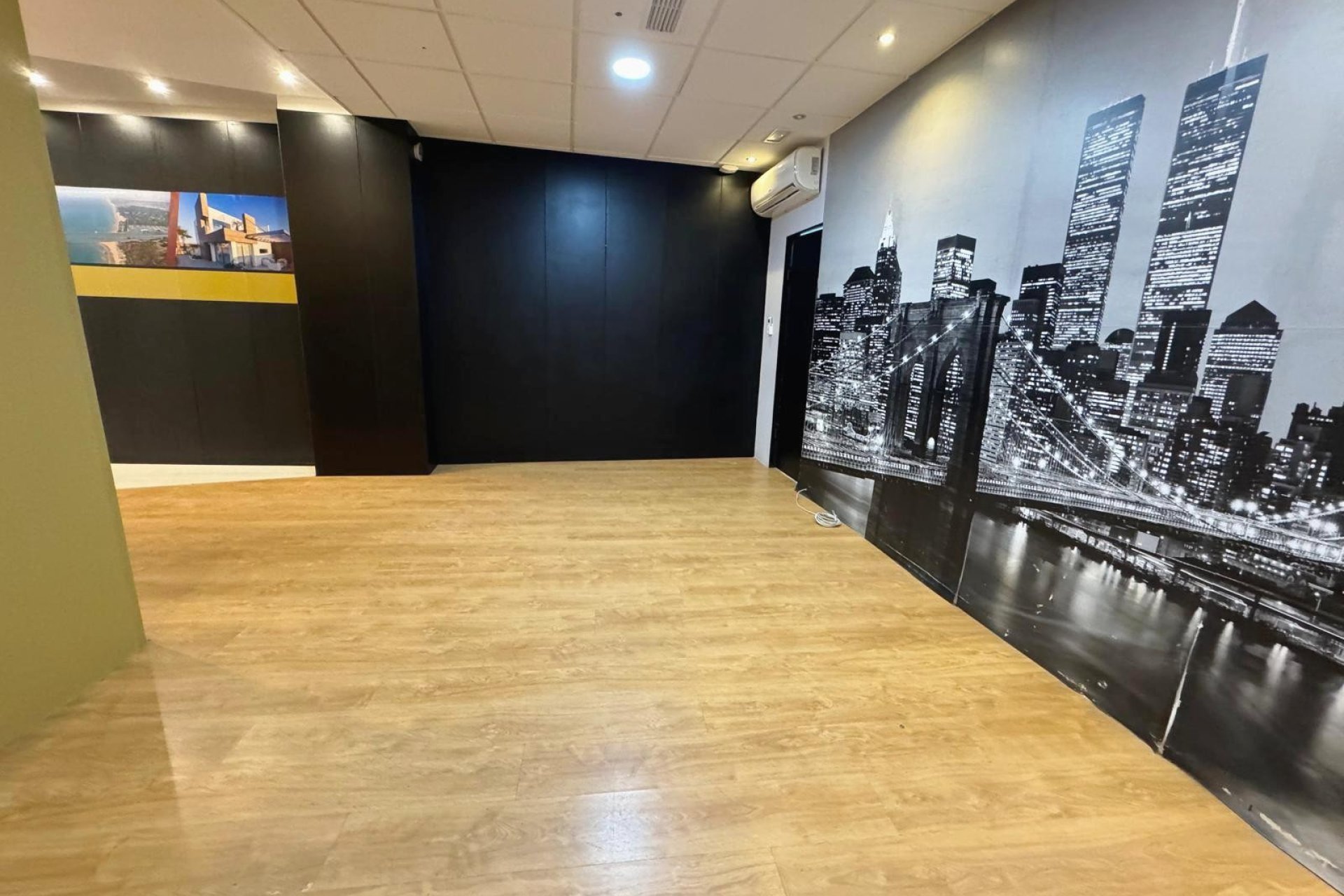 Resale - Commercial - Guardamar del Segura