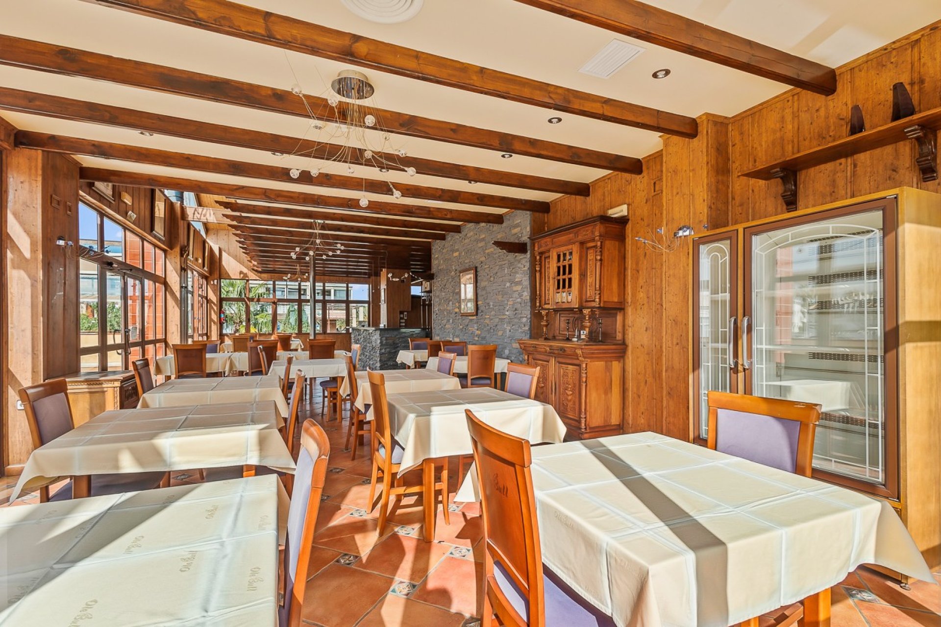 Resale - Commercial - Los Dolses