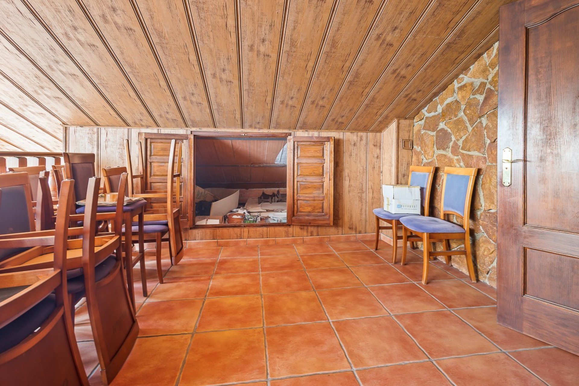 Resale - Commercial - Los Dolses