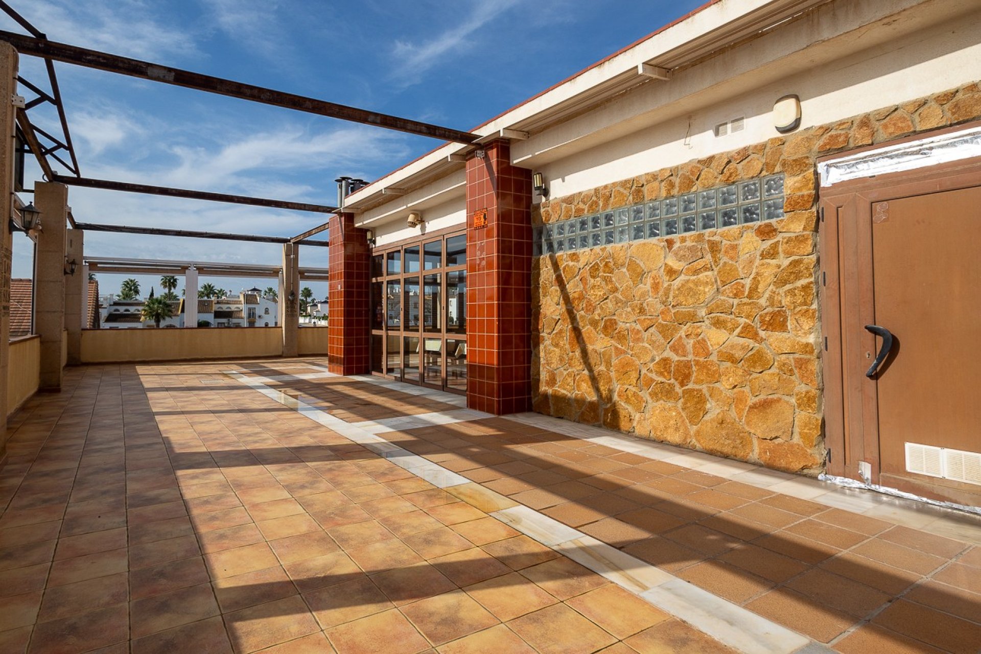 Resale - Commercial - Los Dolses