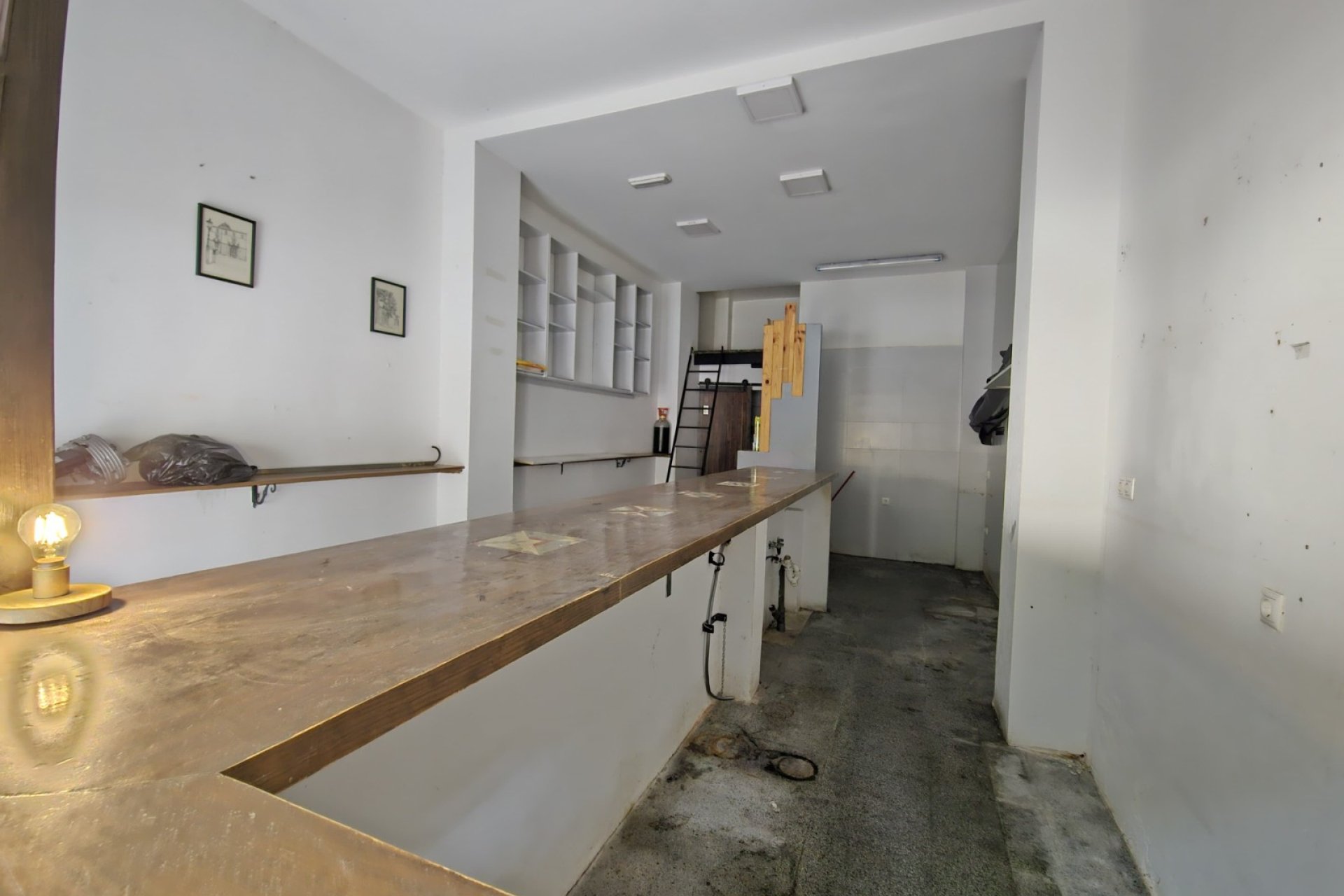 Resale - Commercial - Orihuela