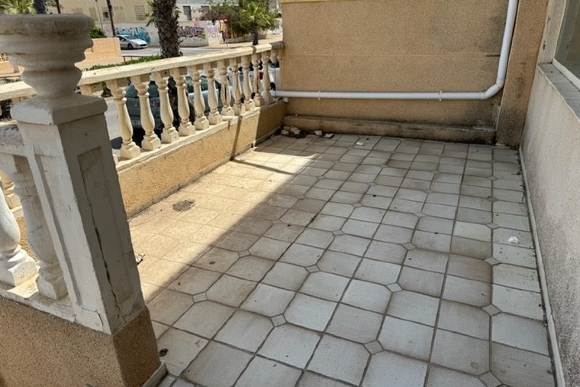 Resale - Commercial - Torrevieja - La Mata