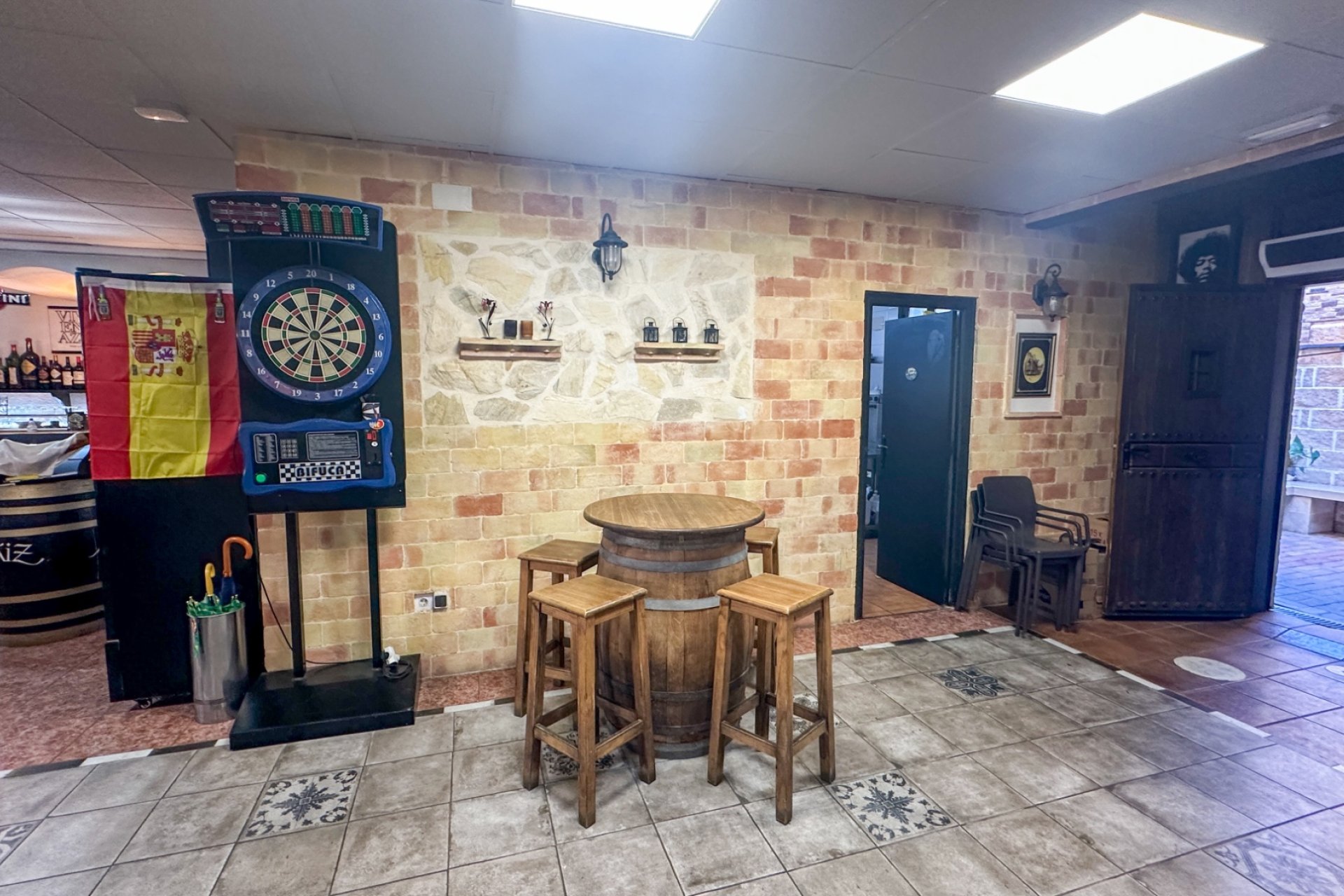 Resale - Commercial - Torrevieja - Nueva Torrevieja